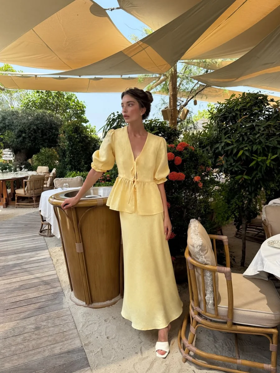 Two-piece Set: Puff-sleeved V-neck Tie-front Top And High-waisted Skirt - Image 2