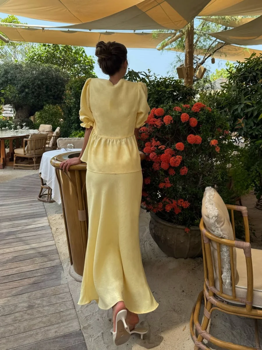 Two-piece Set: Puff-sleeved V-neck Tie-front Top And High-waisted Skirt - Image 4