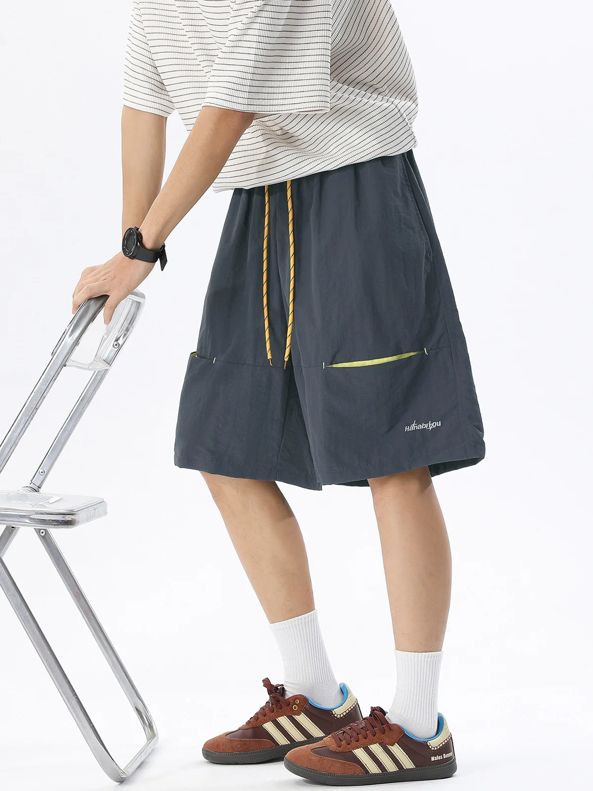 Embroidery Water-repellent Sports Breathable Color-blocked Five Points Shorts - Image 3