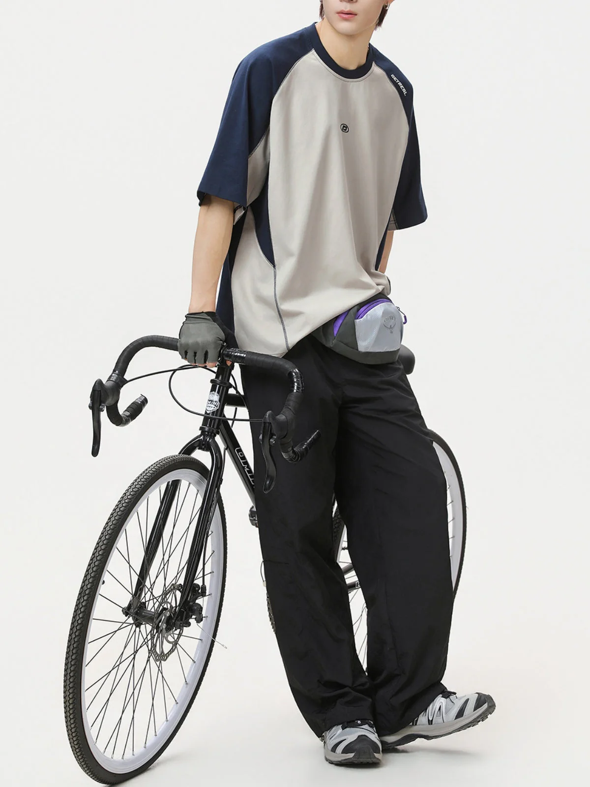 Color-blocked Patchwork Embroidery T-shirts - Image 2