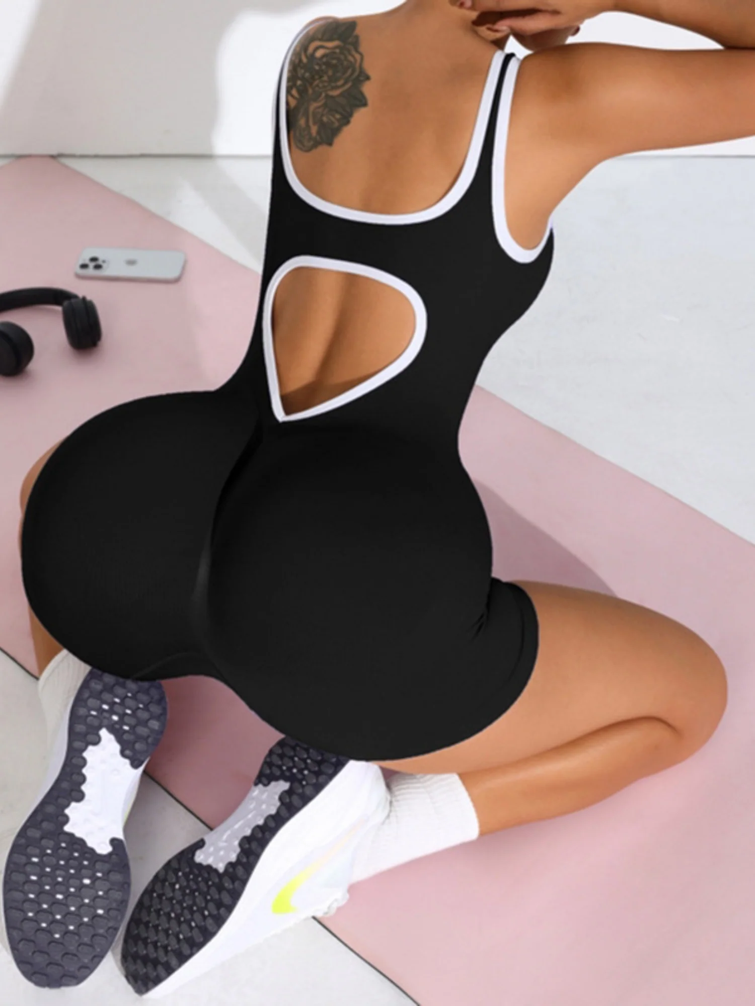Seamless Beautiful Back And Lifted Buttocks Exercise And Fitness Yoga Jumpsuits - Image 6