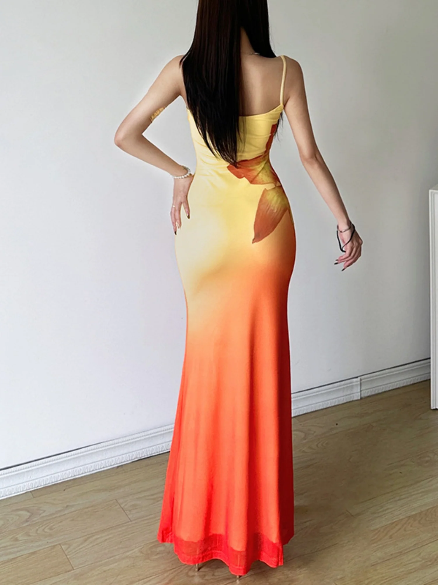 Floral Print Gradient Colors Fishtail And Hip Maxi Dresses - Image 2