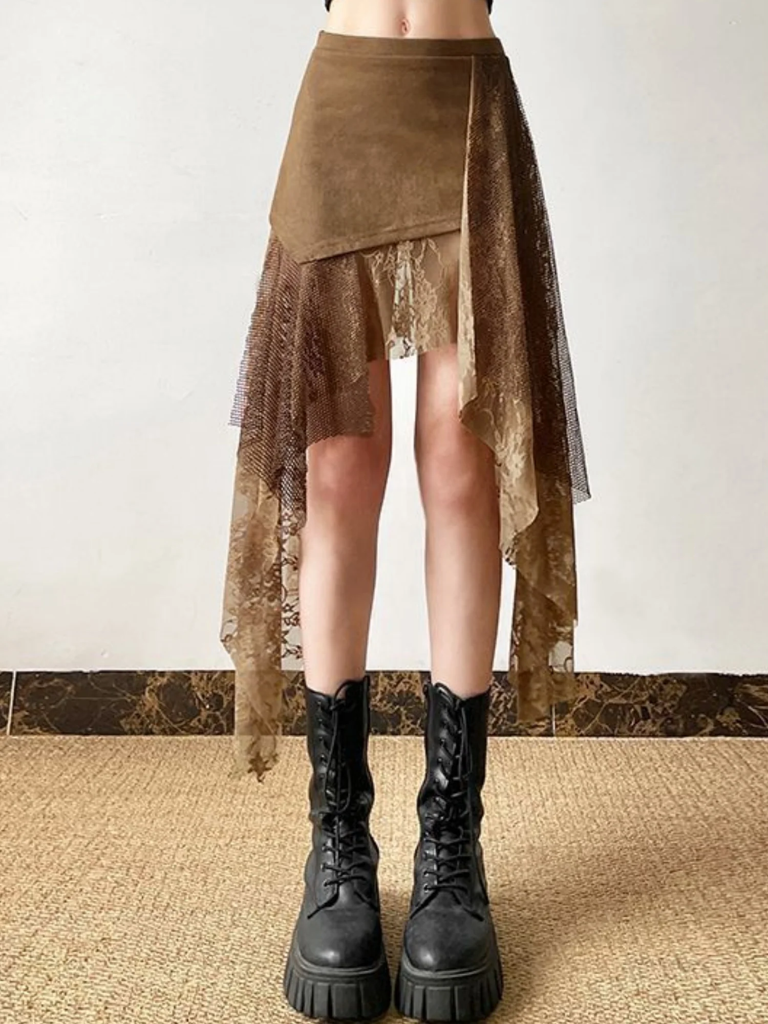 Lace Patchwork Irregular Hem Short Skirt - Image 3