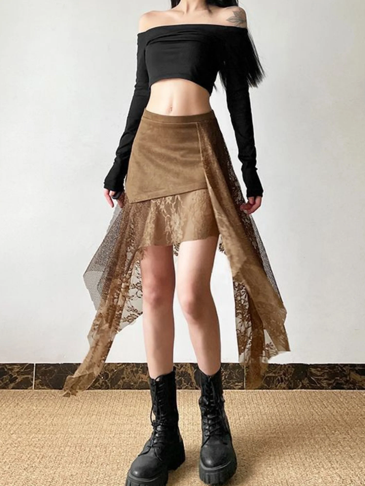 Lace Patchwork Irregular Hem Short Skirt - Image 5
