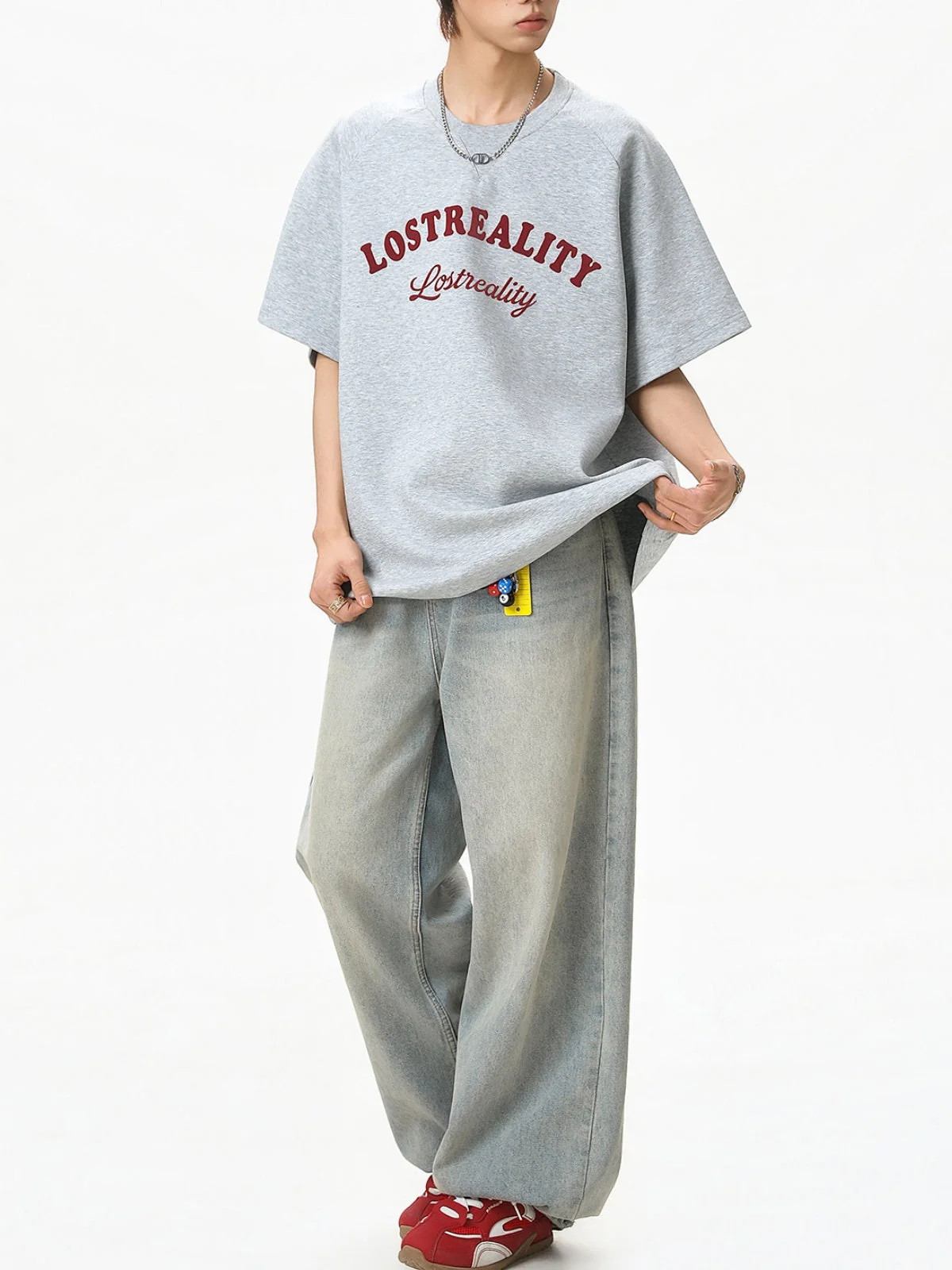 Color-blocked Letter Printed Loose-fit T-shirts - Image 6