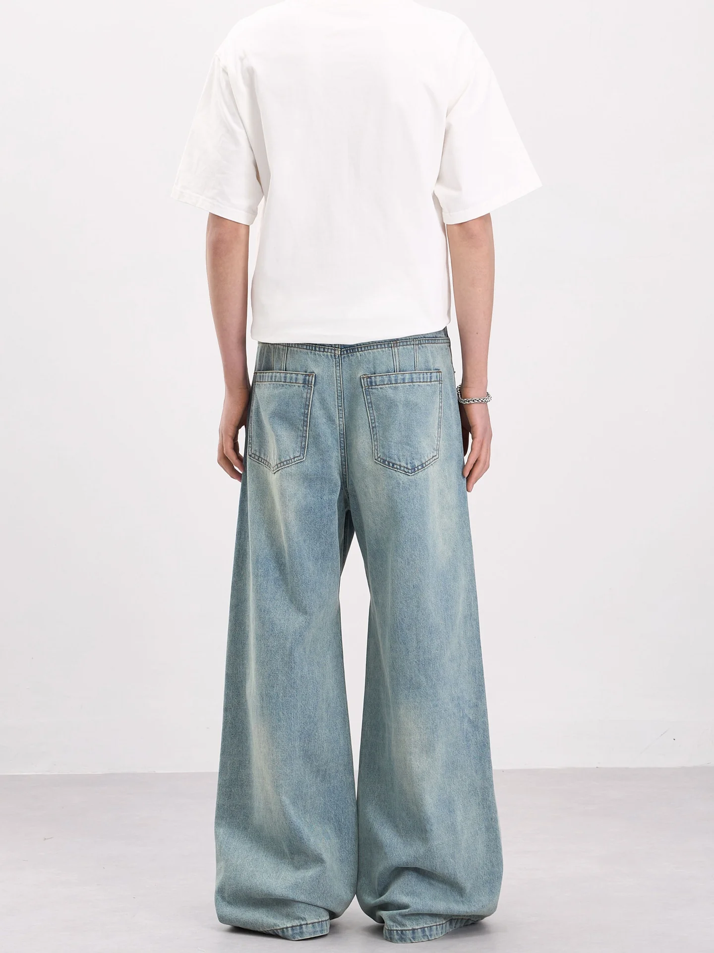 Deconstruction Type A Loose-fit Straight-fit Jeans - Image 4