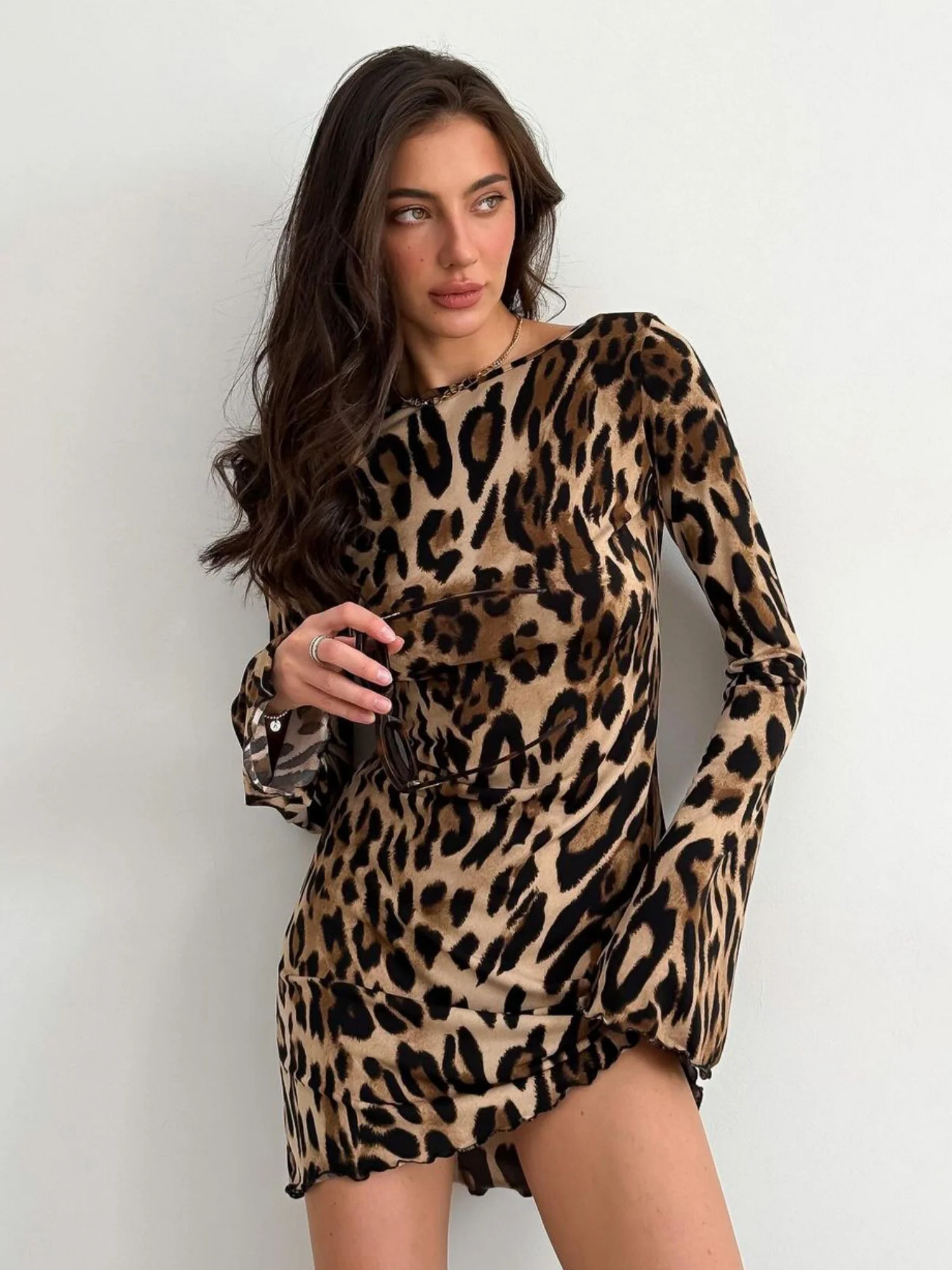 Leopard Print Backless Strappy High-waisted Round Neck Long-sleeved Short Dress - Image 3