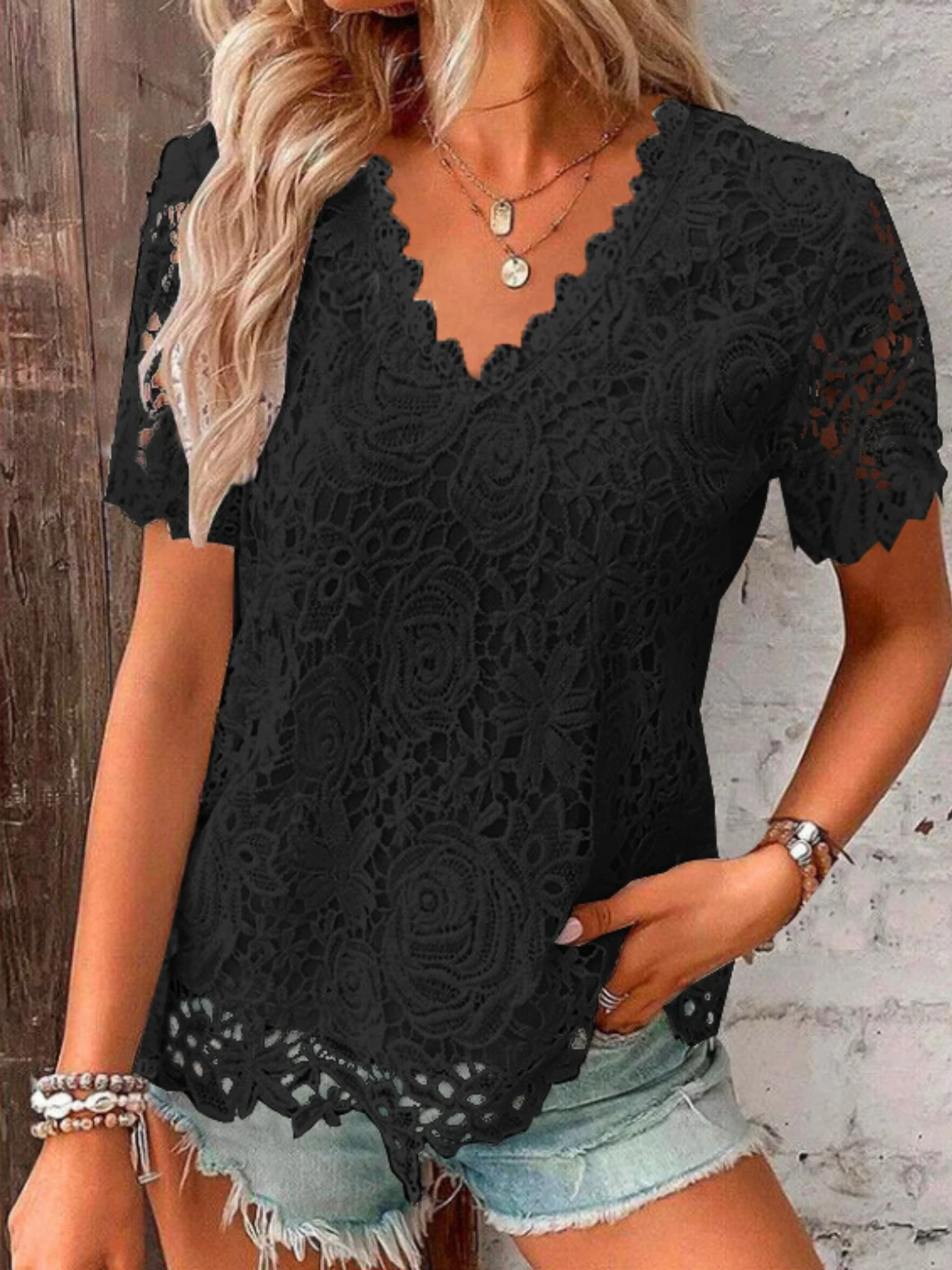 Lace Trim V-neck Short-sleeved T-shirt - Image 3