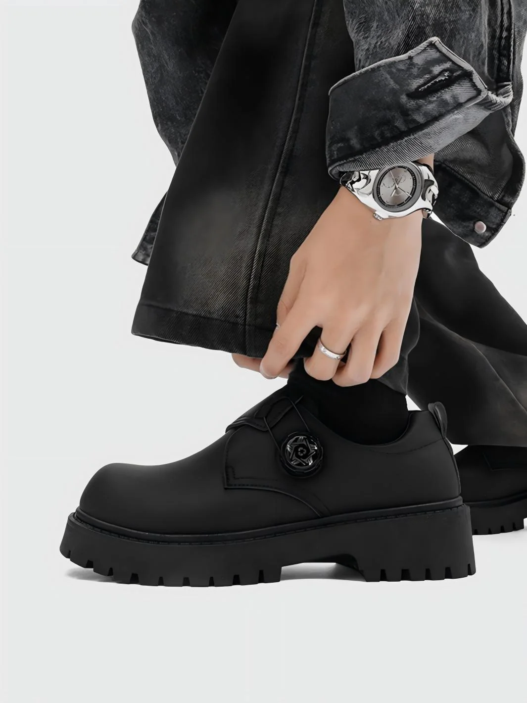 Big-head Retro Platform Derby Shoes - Image 3