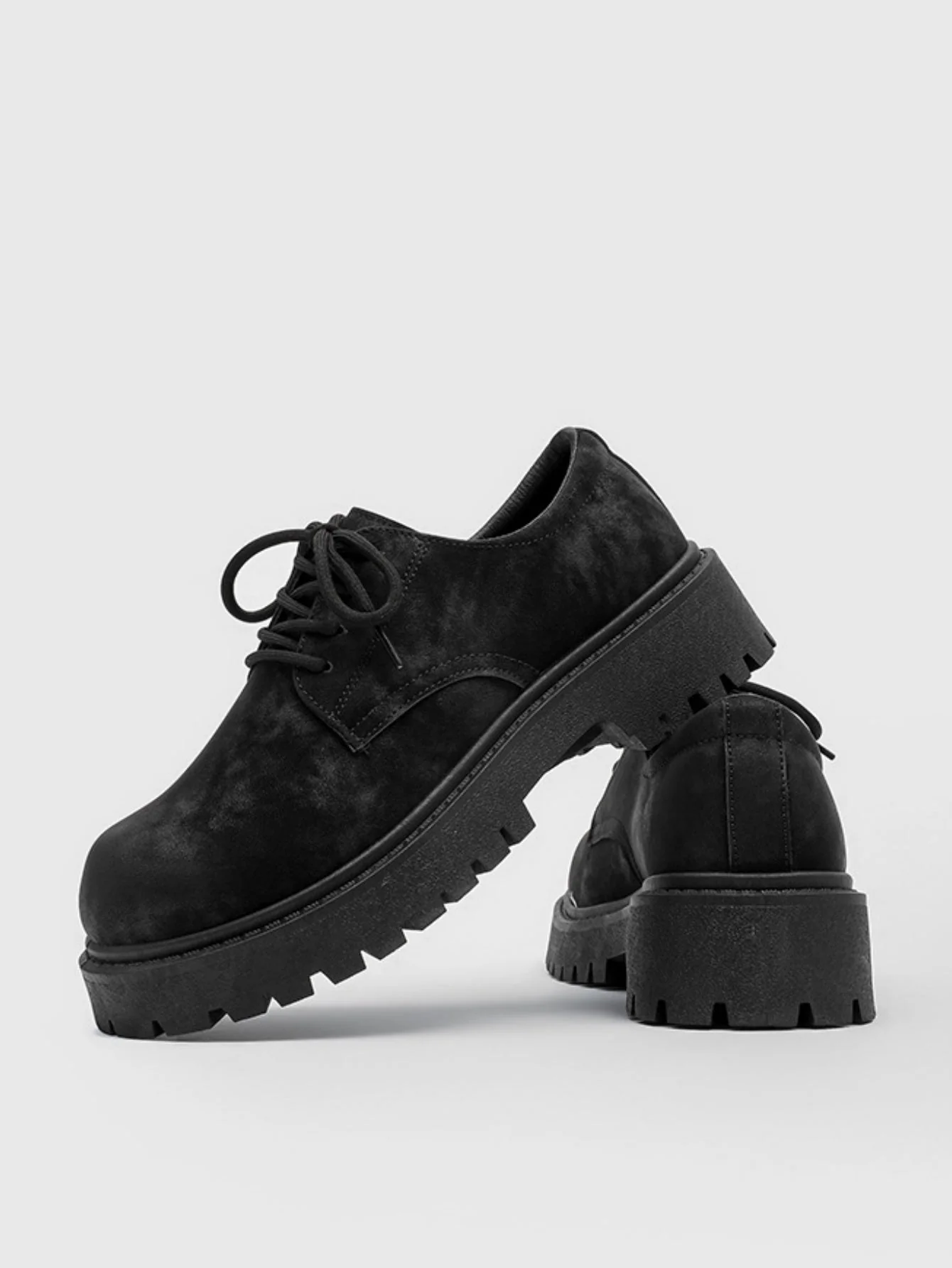 Retro-style Distressed Platform Derby Shoes - Image 4