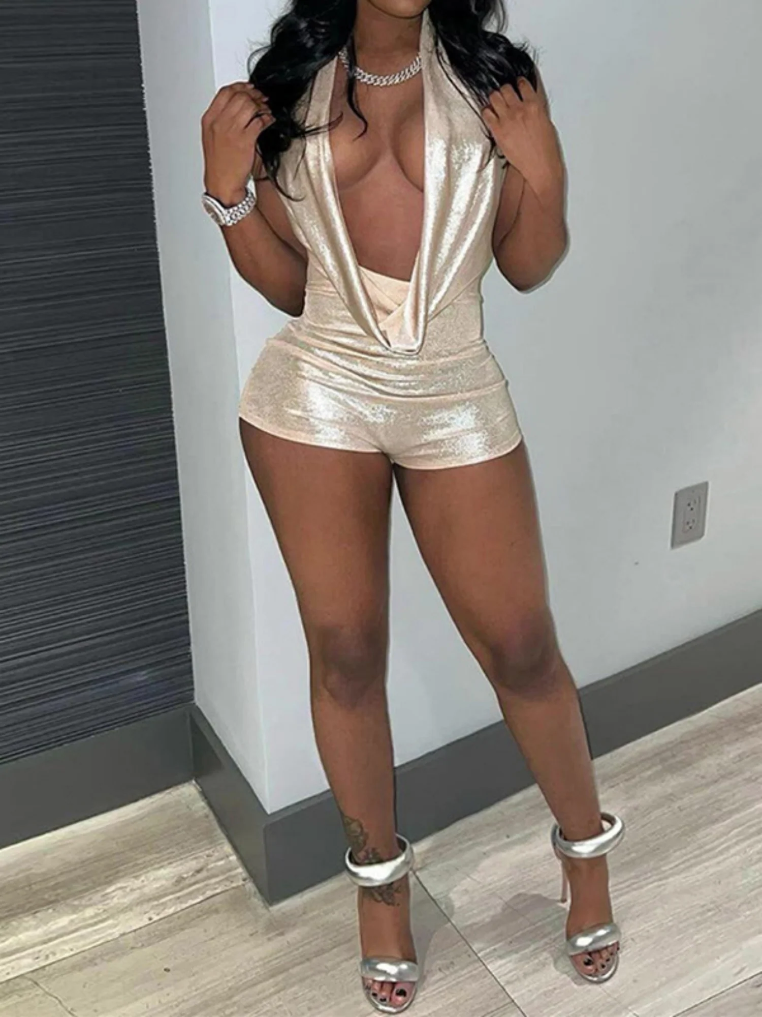 Metallic Gloss Deep V-neck Backless Tight-fitting Jumpsuits - Image 4