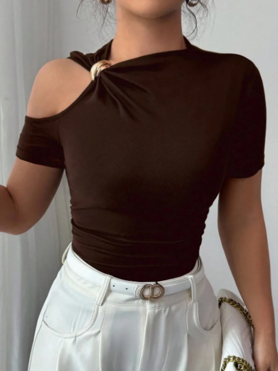 Asymmetrical Neckline, One-shoulder, Metallic Embellishment, Slim-fitting T-shirt - Image 7