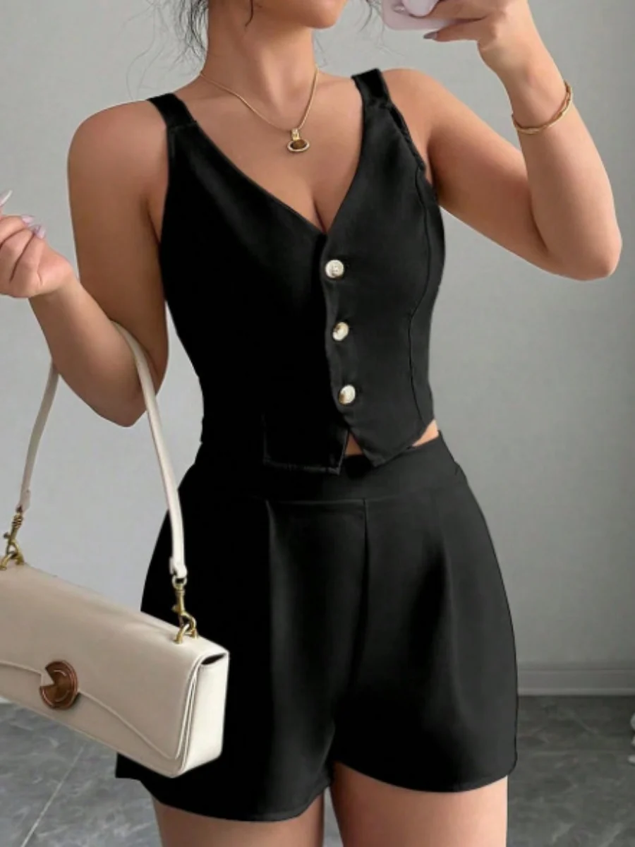 Stylish And Slimming Two-piece Set Of Button-down Vest And Shorts In Solid Color For Commuting. - Image 3