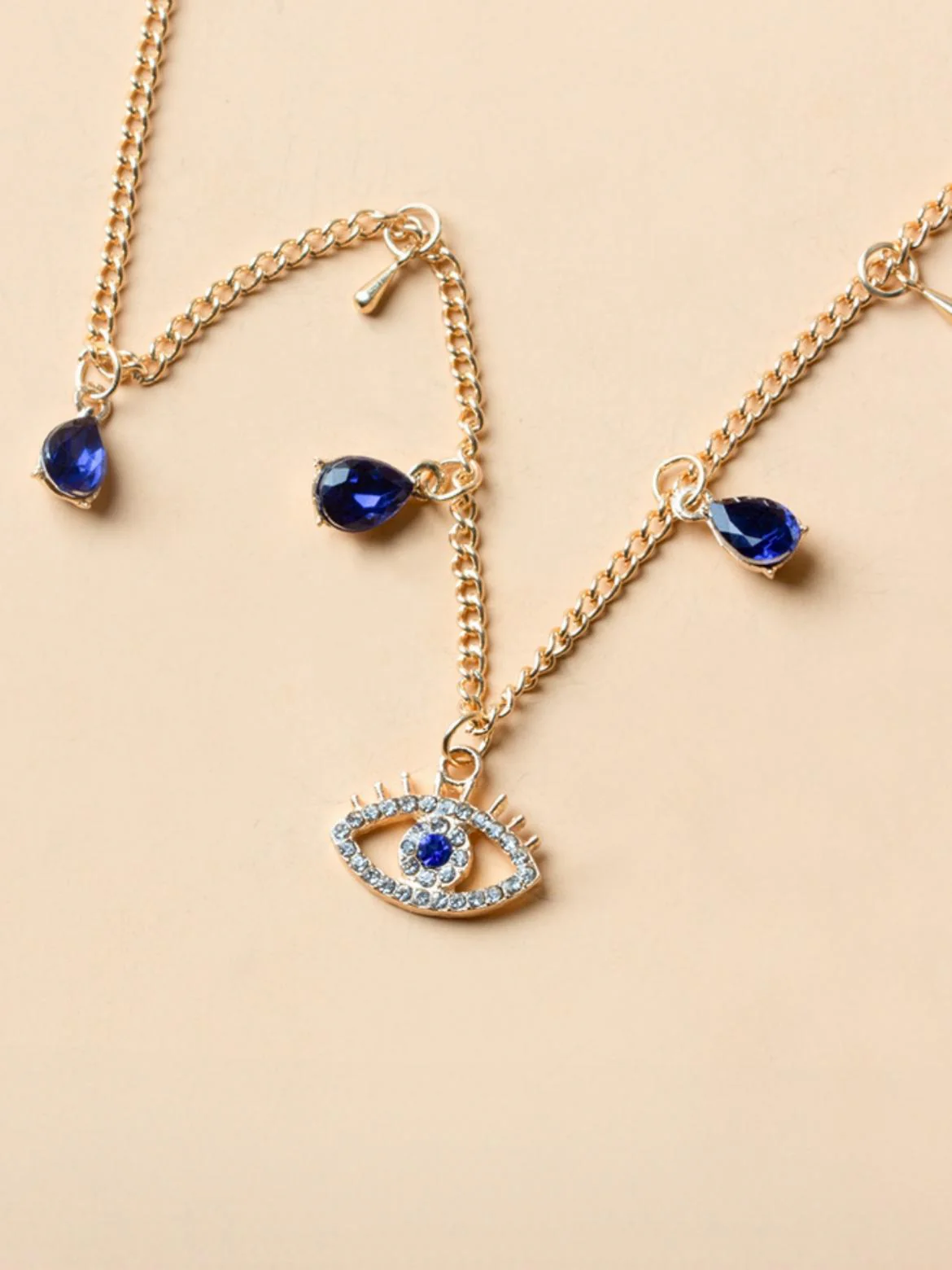 Demon Eye Alloy Necklace - Image 3