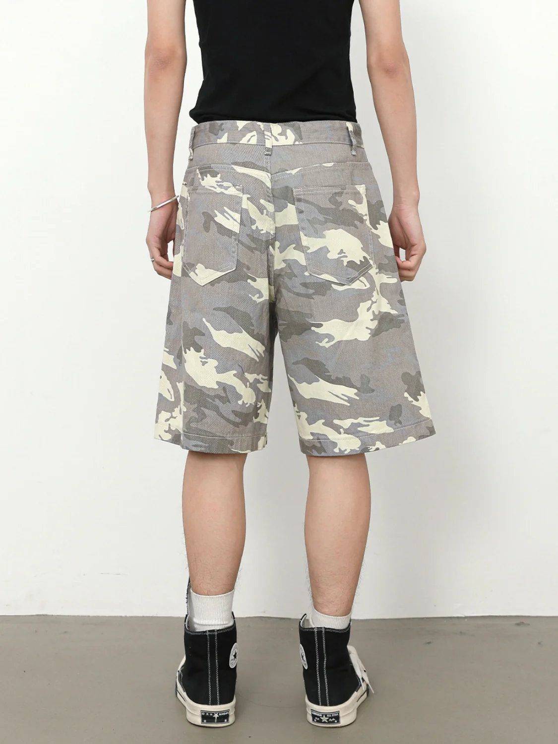 Camouflage Leisure Shorts - Image 4