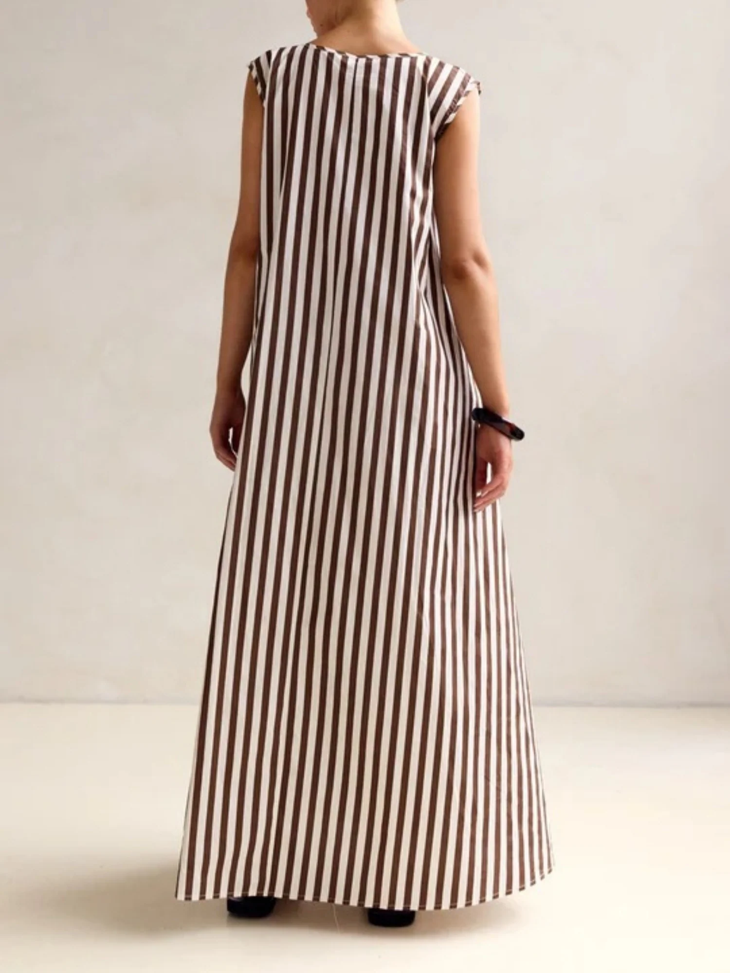 Polka Dots U-neck Sleeveless Large Skirt Maxi Dresses - Image 6