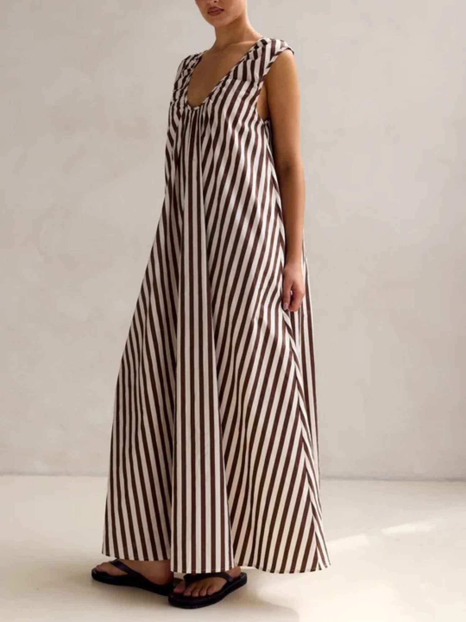 Polka Dots U-neck Sleeveless Large Skirt Maxi Dresses - Image 7