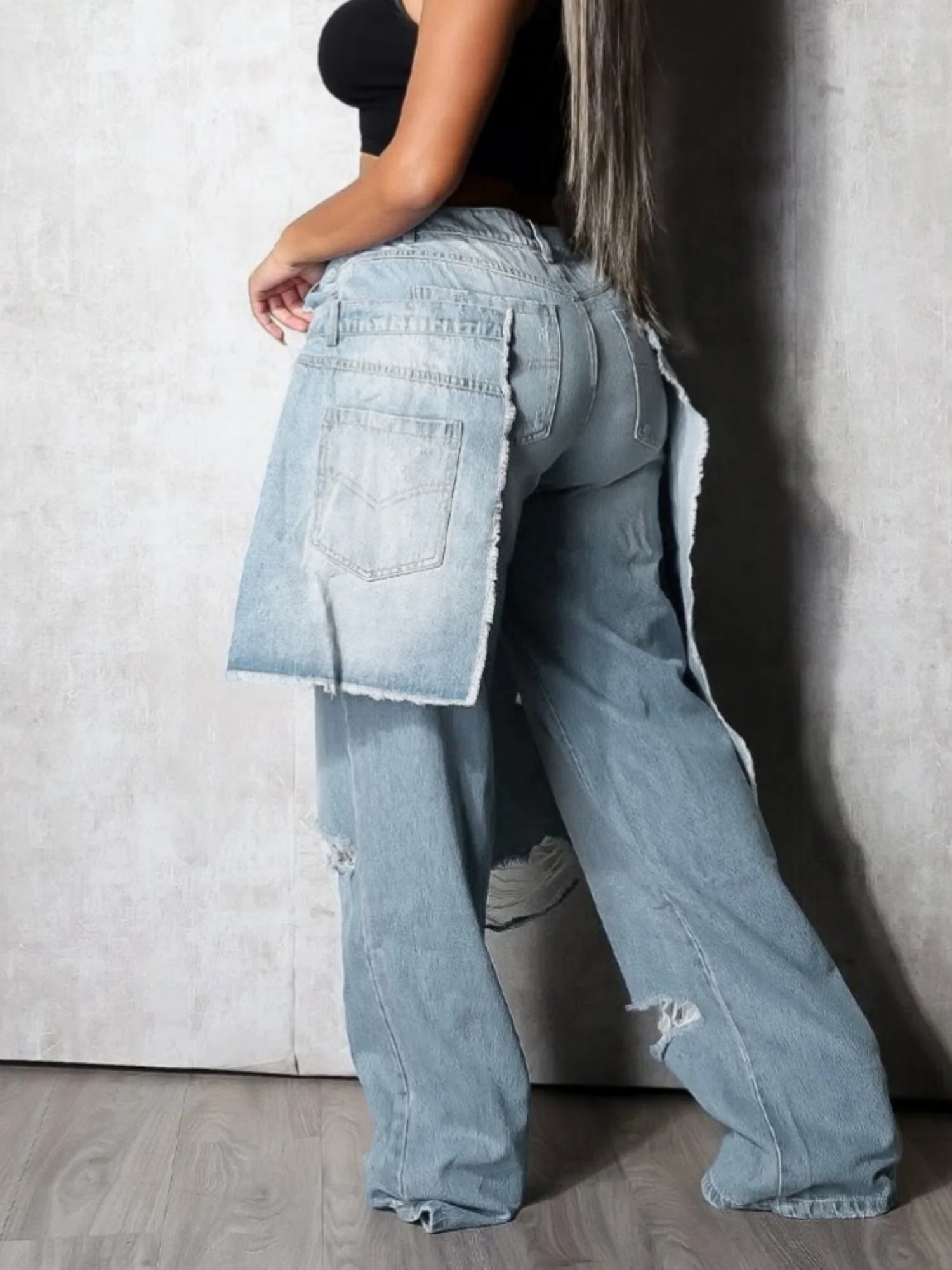 Splicing Hole Distressed Loose-fit Jeans - Image 3