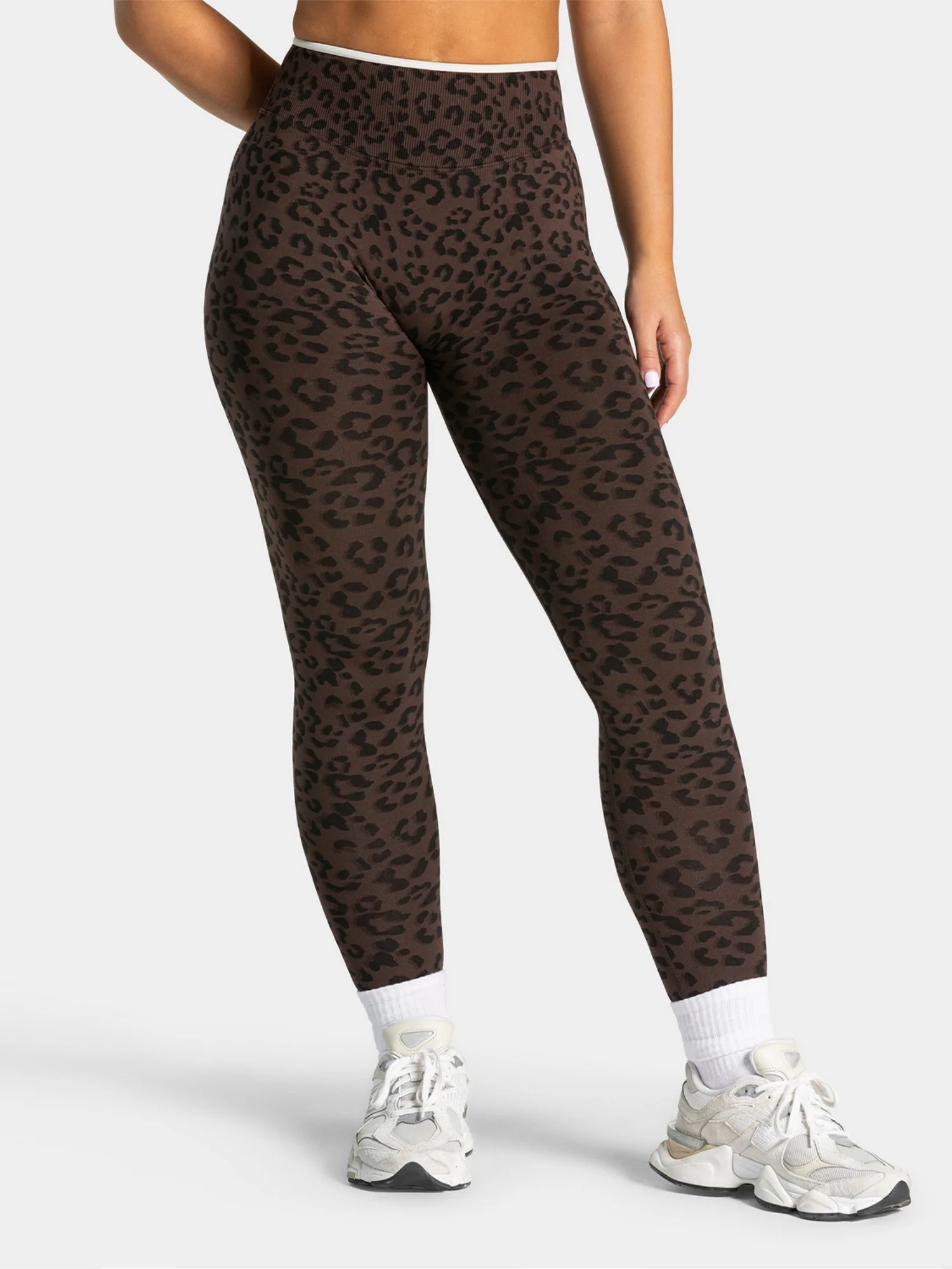 Leopard Print Seamless Abdomen Tight Yoga Fitness Pants - Image 6