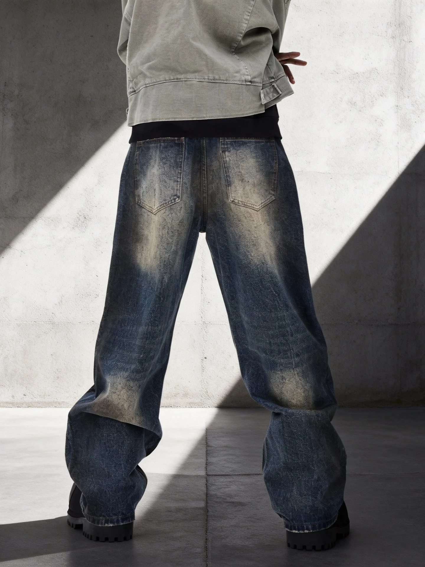 Face Graffiti Loose-fit Distressed Washed Fake Hole Jeans - Image 5
