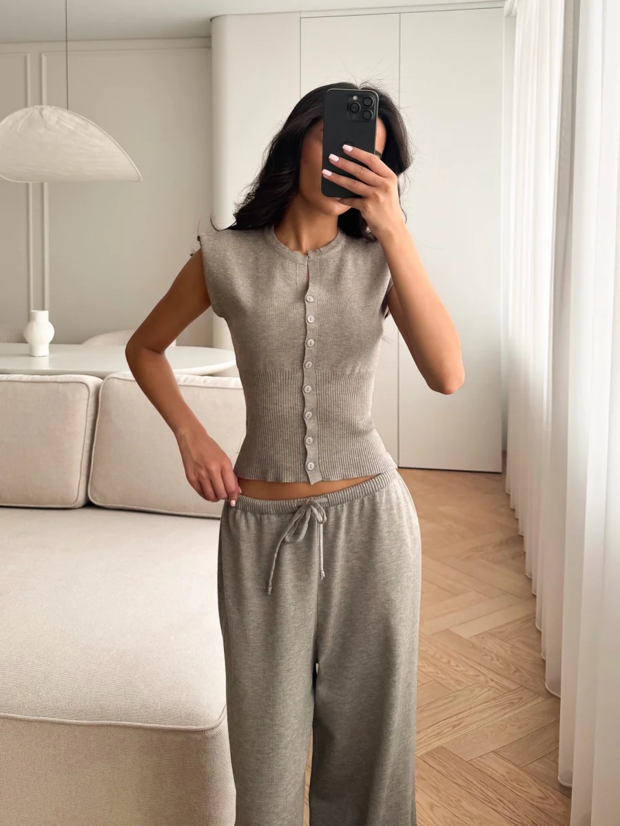 Crew Neck Sleeveless Cardigan Vest Wide-leg Pants Knitting Set 2-piece Sets - Image 8