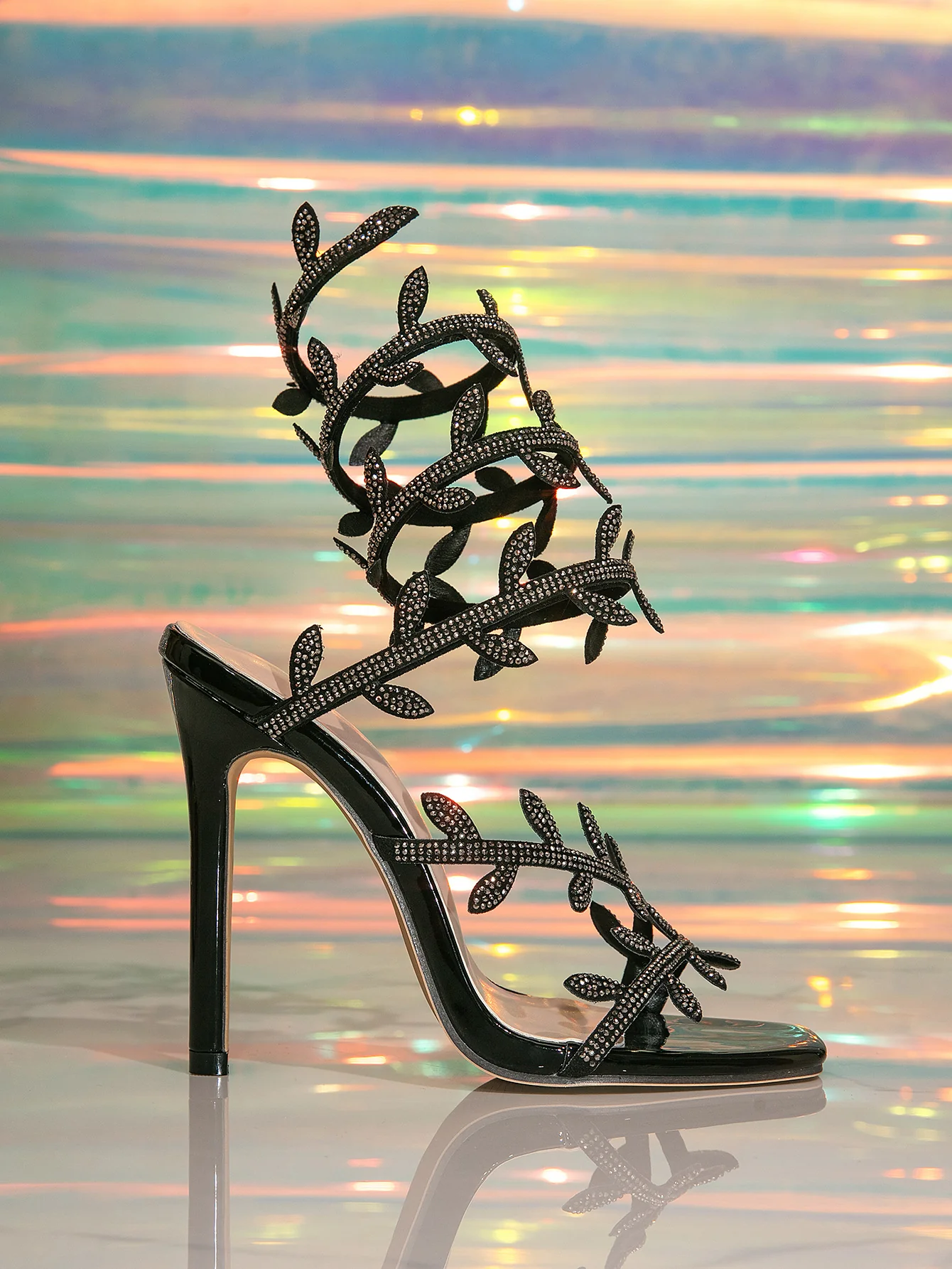 Leaf-shaped Rhinestone Snake-shaped Strap Rhinestone Stiletto Sandals - Image 6