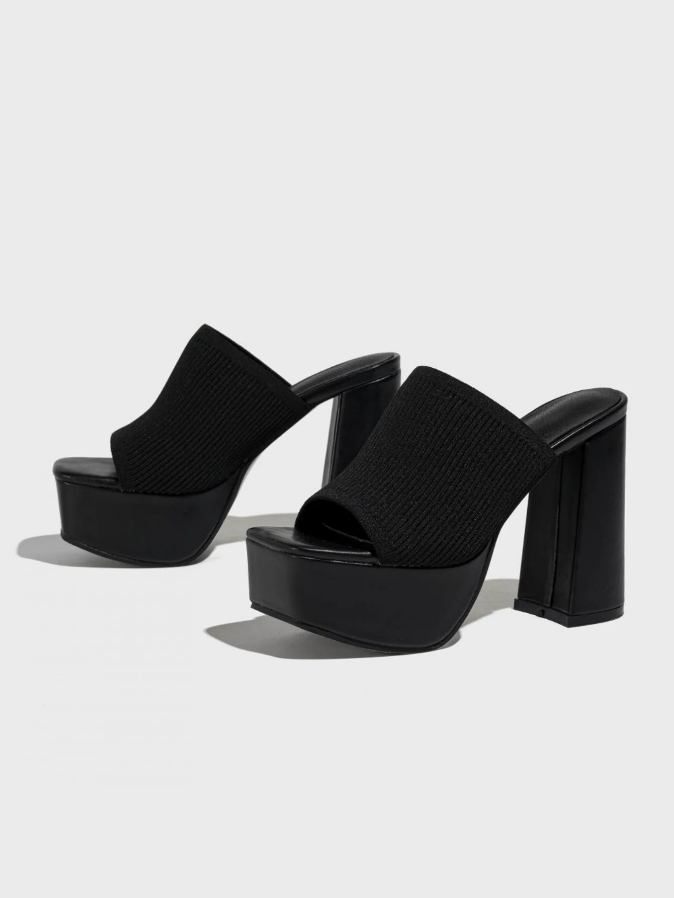 Flyknit Fashion Chunky Heel Waterproof Platform Outdoor Street Sandals - Image 17