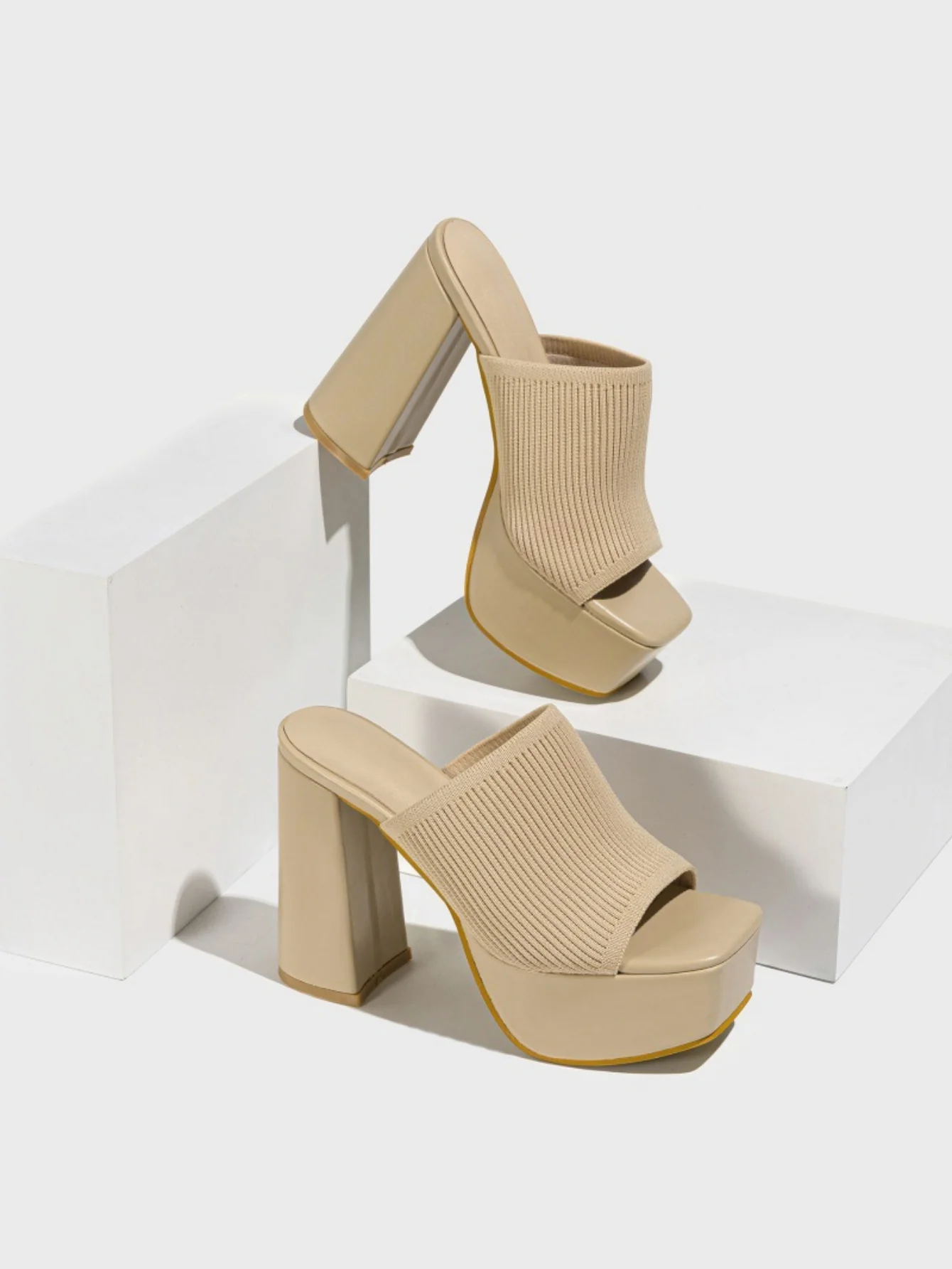 Flyknit Fashion Chunky Heel Waterproof Platform Outdoor Street Sandals - Image 4