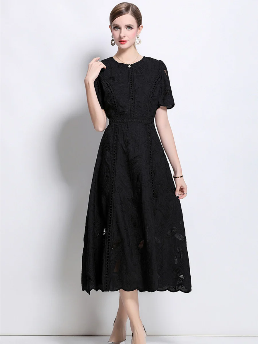 Retro Heavy-duty Hollowed-out Embroidered Round Neck Waist-cinching Short-sleeved Dress - Image 25