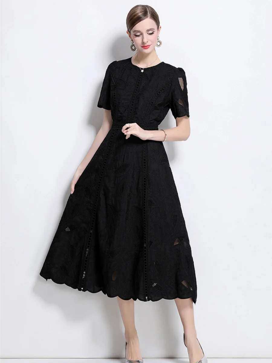 Retro Heavy-duty Hollowed-out Embroidered Round Neck Waist-cinching Short-sleeved Dress - Image 26