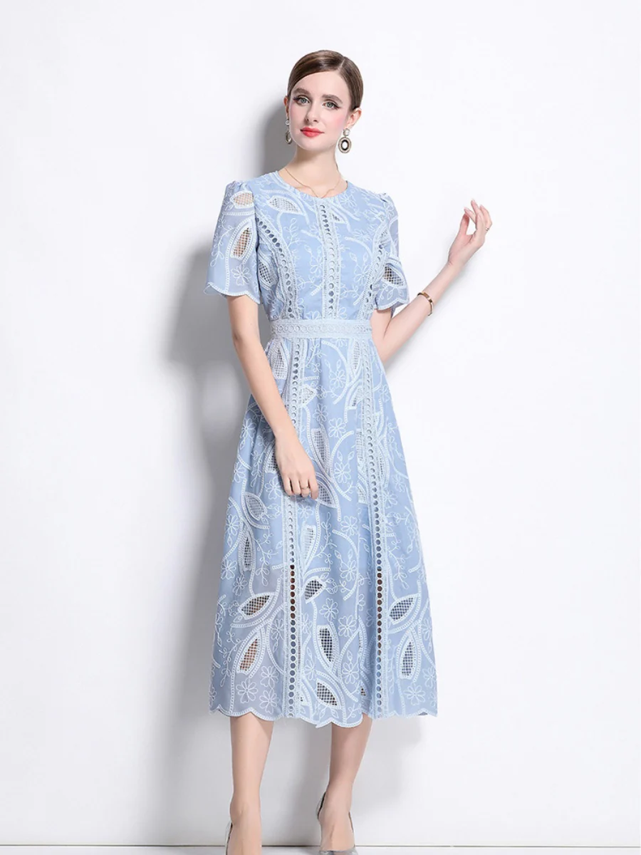 Retro Heavy-duty Hollowed-out Embroidered Round Neck Waist-cinching Short-sleeved Dress - Image 6