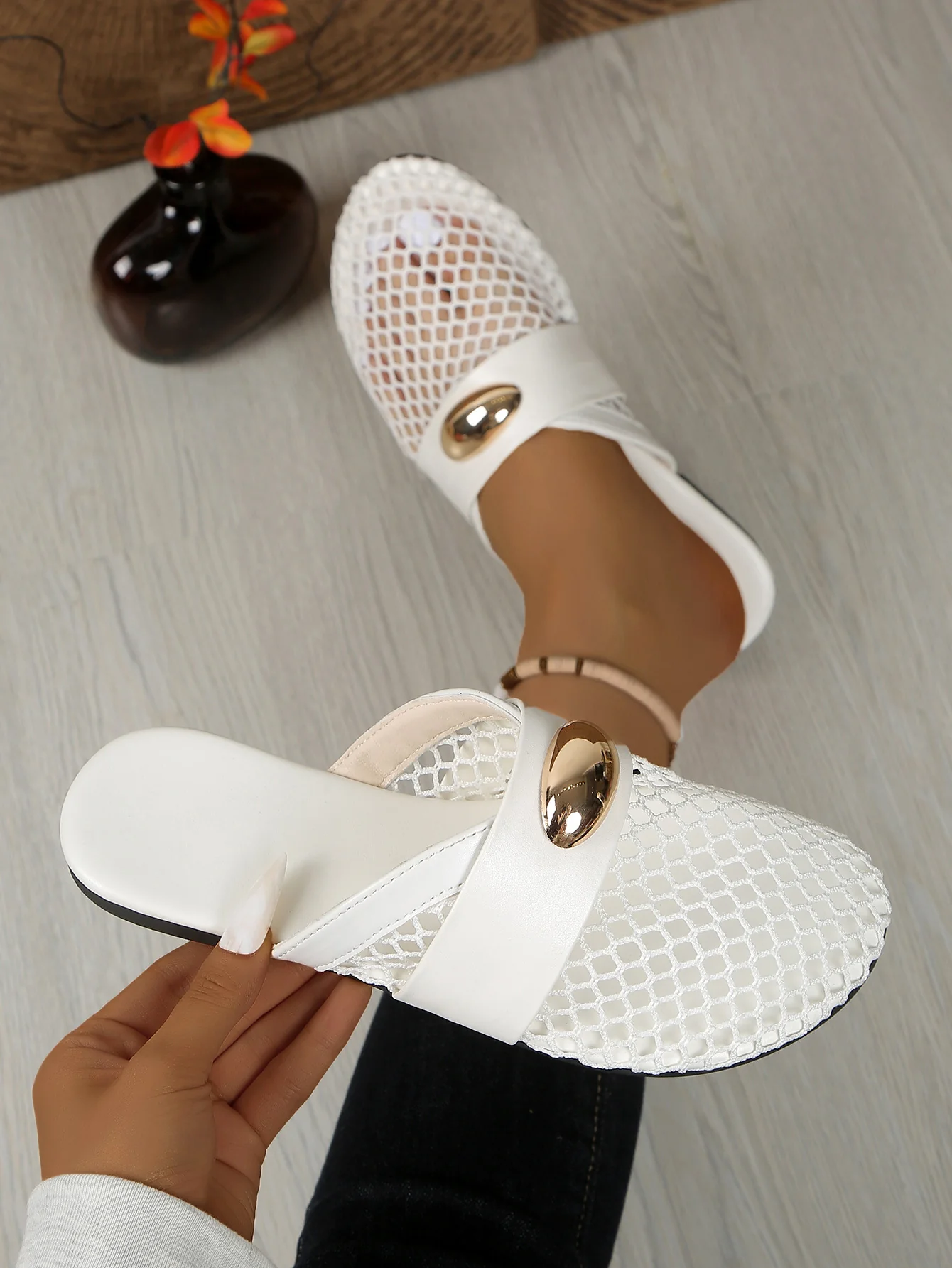 Leopard Print Mesh Closed-toe Slippers - Image 2
