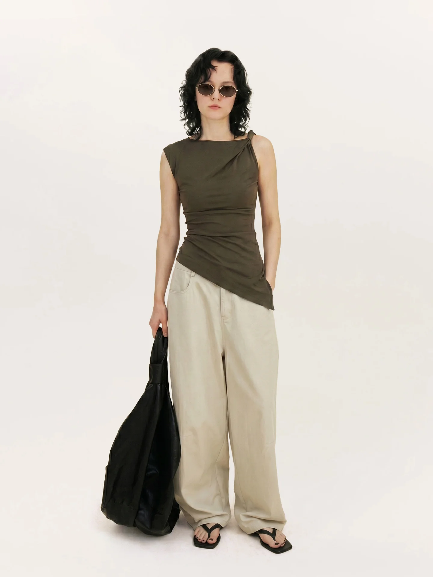 Design-inspired Twisted Top - Image 12