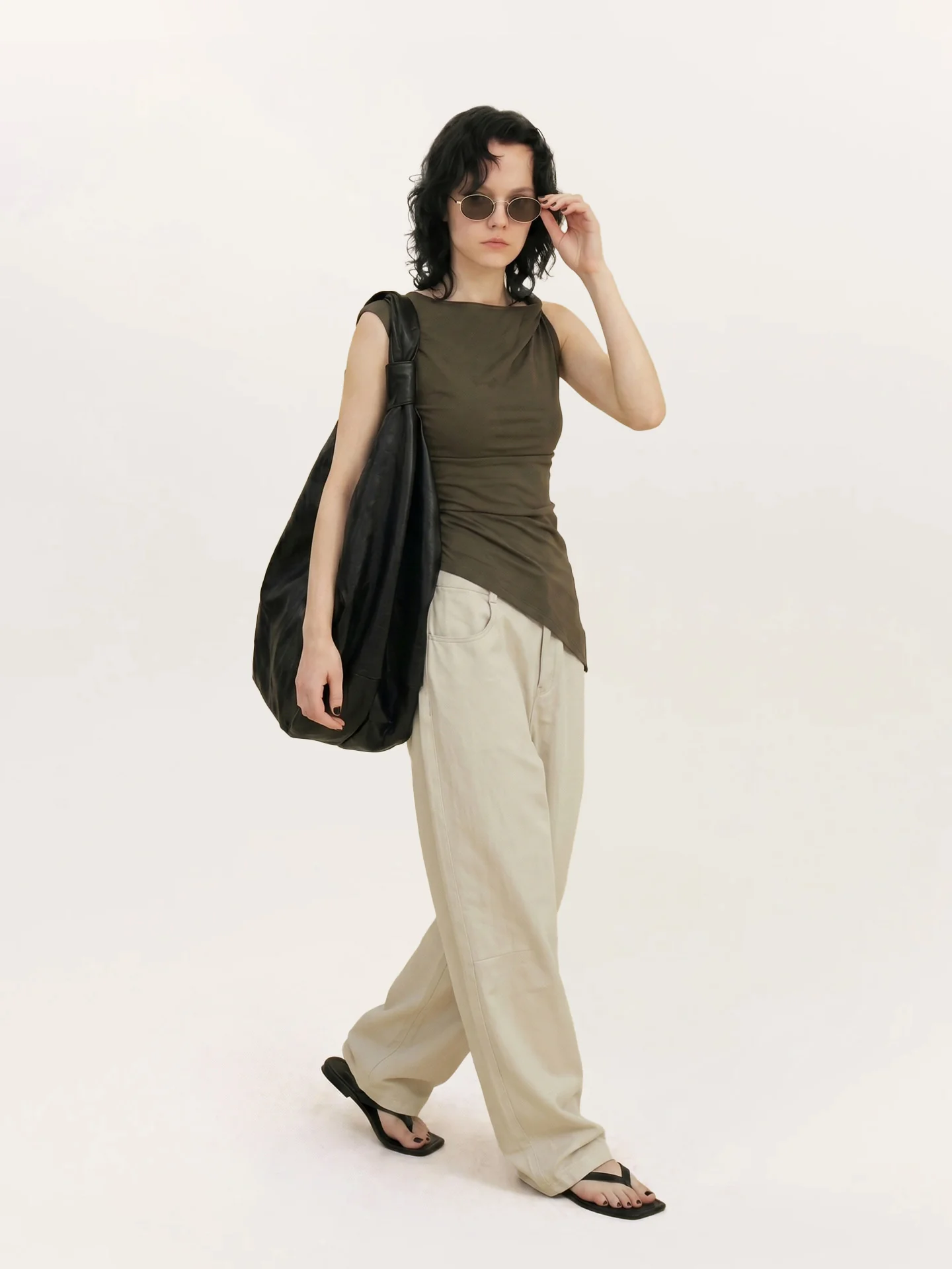 Design-inspired Twisted Top - Image 13
