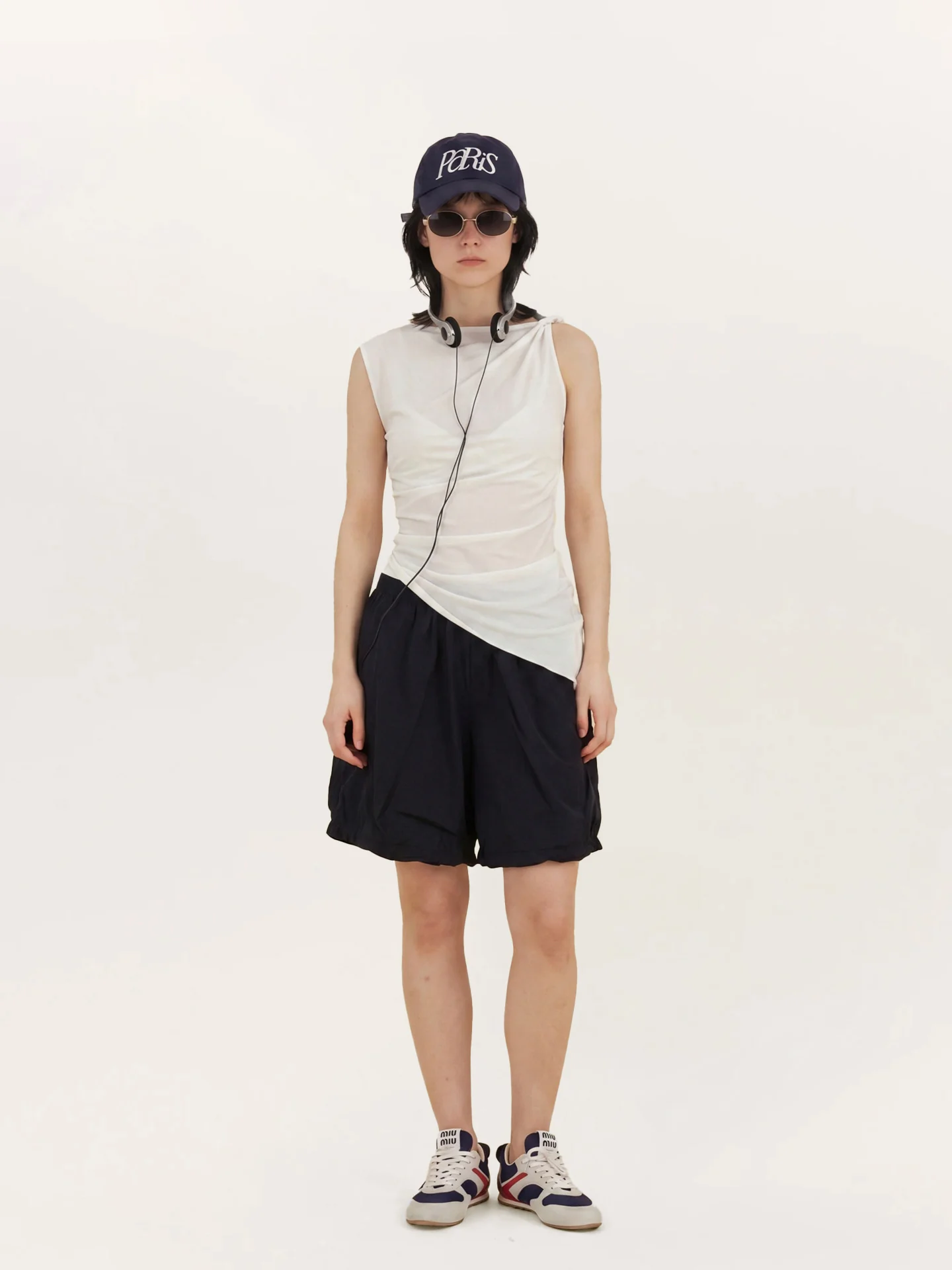 Design-inspired Twisted Top - Image 9
