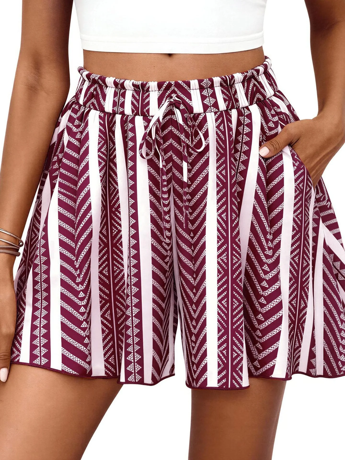 High-waisted Floral Print Loose Casual Shorts - Image 2
