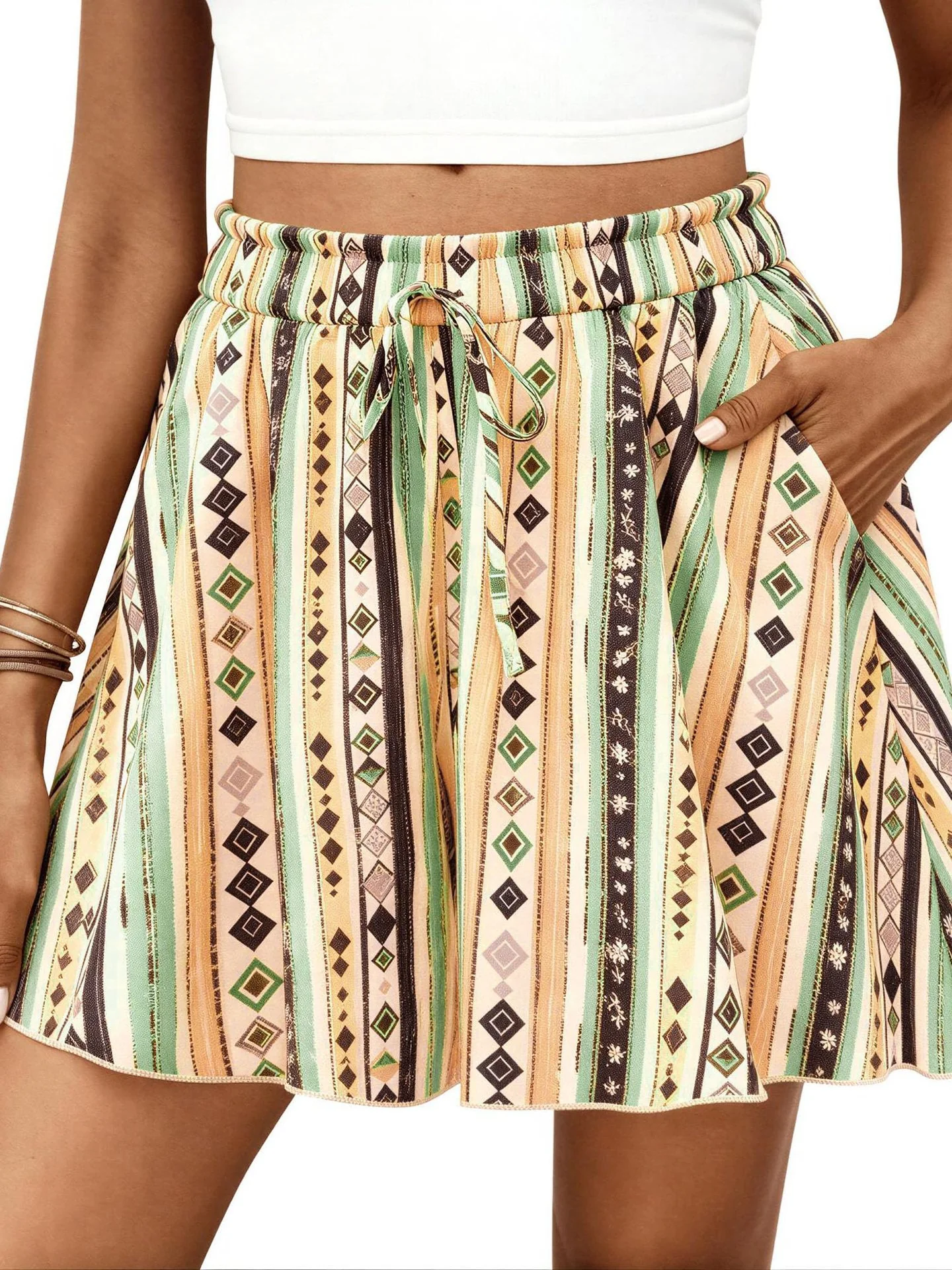 High-waisted Floral Print Loose Casual Shorts - Image 8
