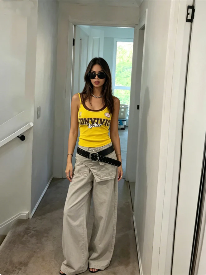 Unique Color-blocked Letter Print Slim-fit Base Vest - Image 12