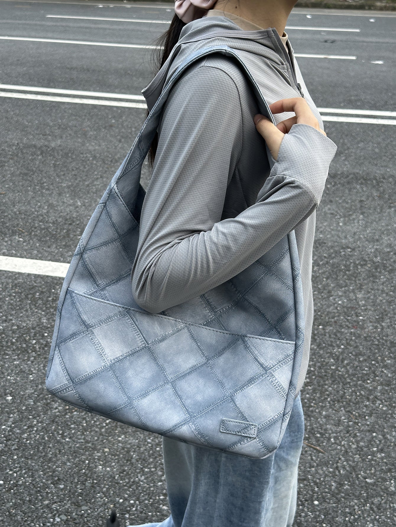 Large Capacity Handbag/shoulder Bag - Image 5