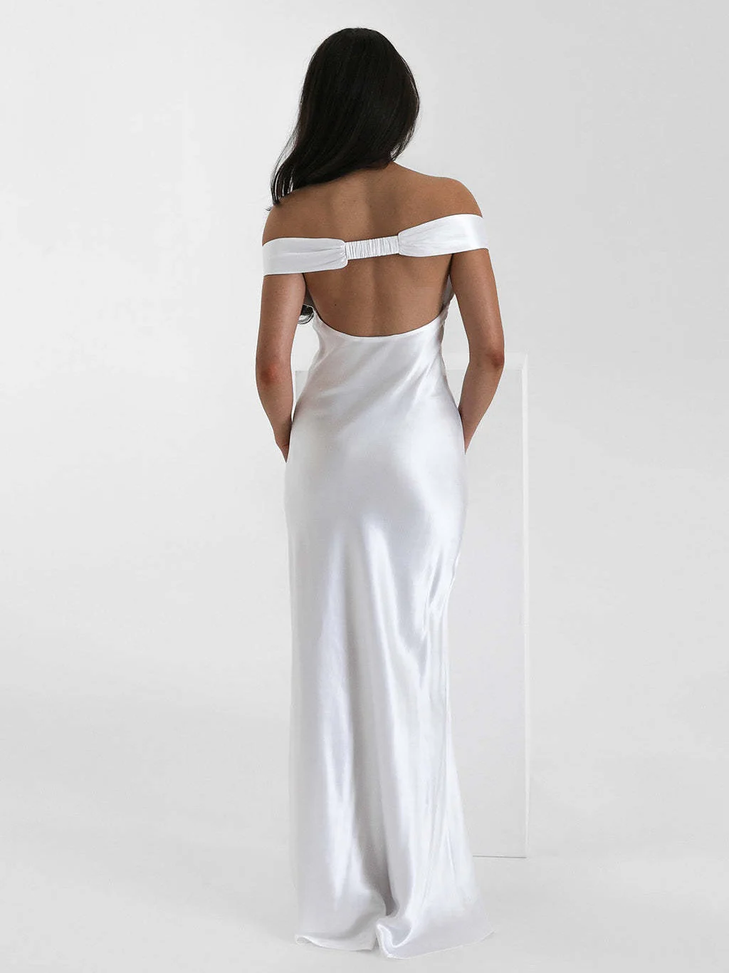 Mermaid Satin Off-shoulder Long Dress - Image 12
