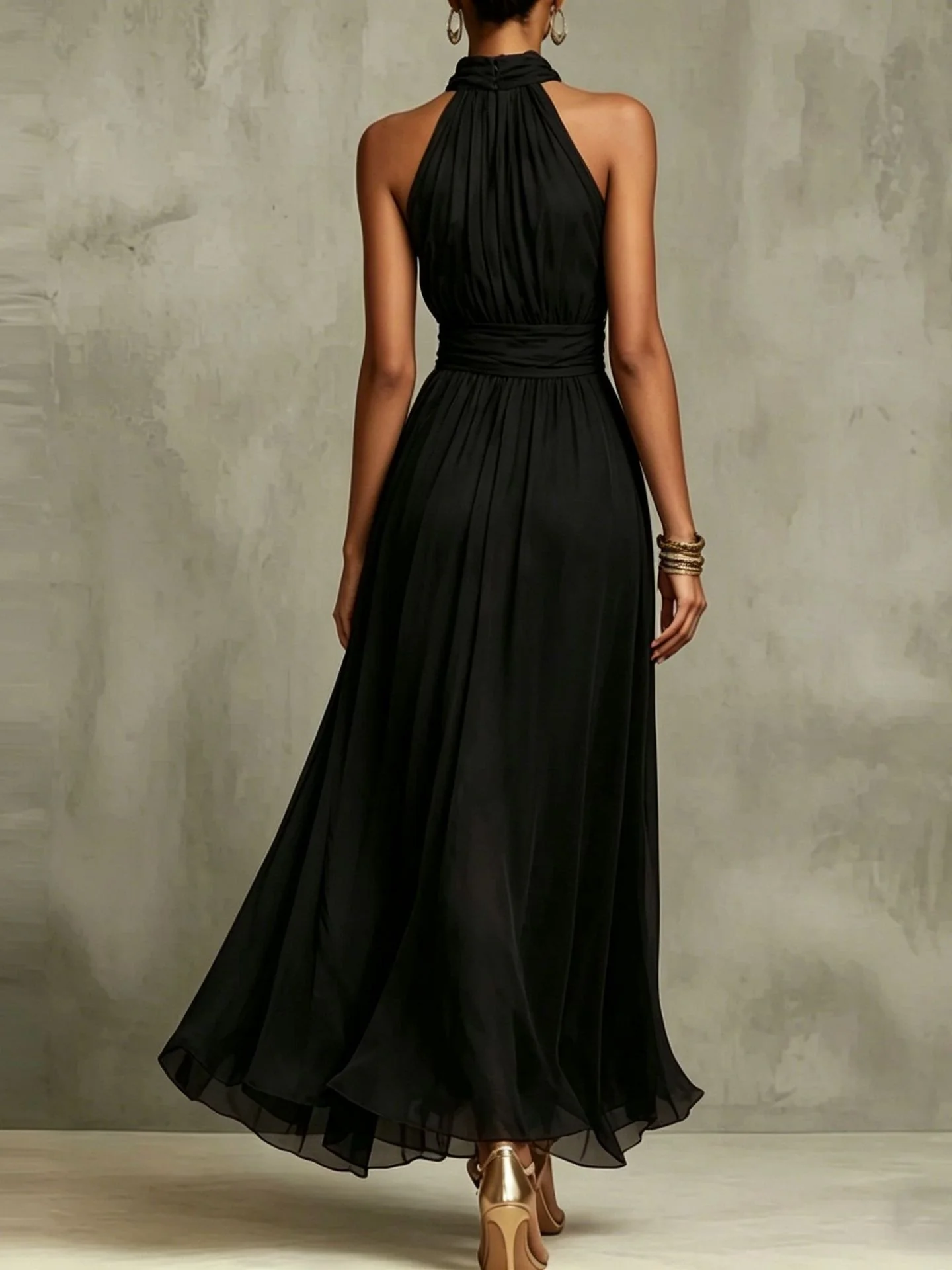 Halter Neck Solid Color Chiffon Vacation Style Waist-cinching Pleated Long Dress - Image 3