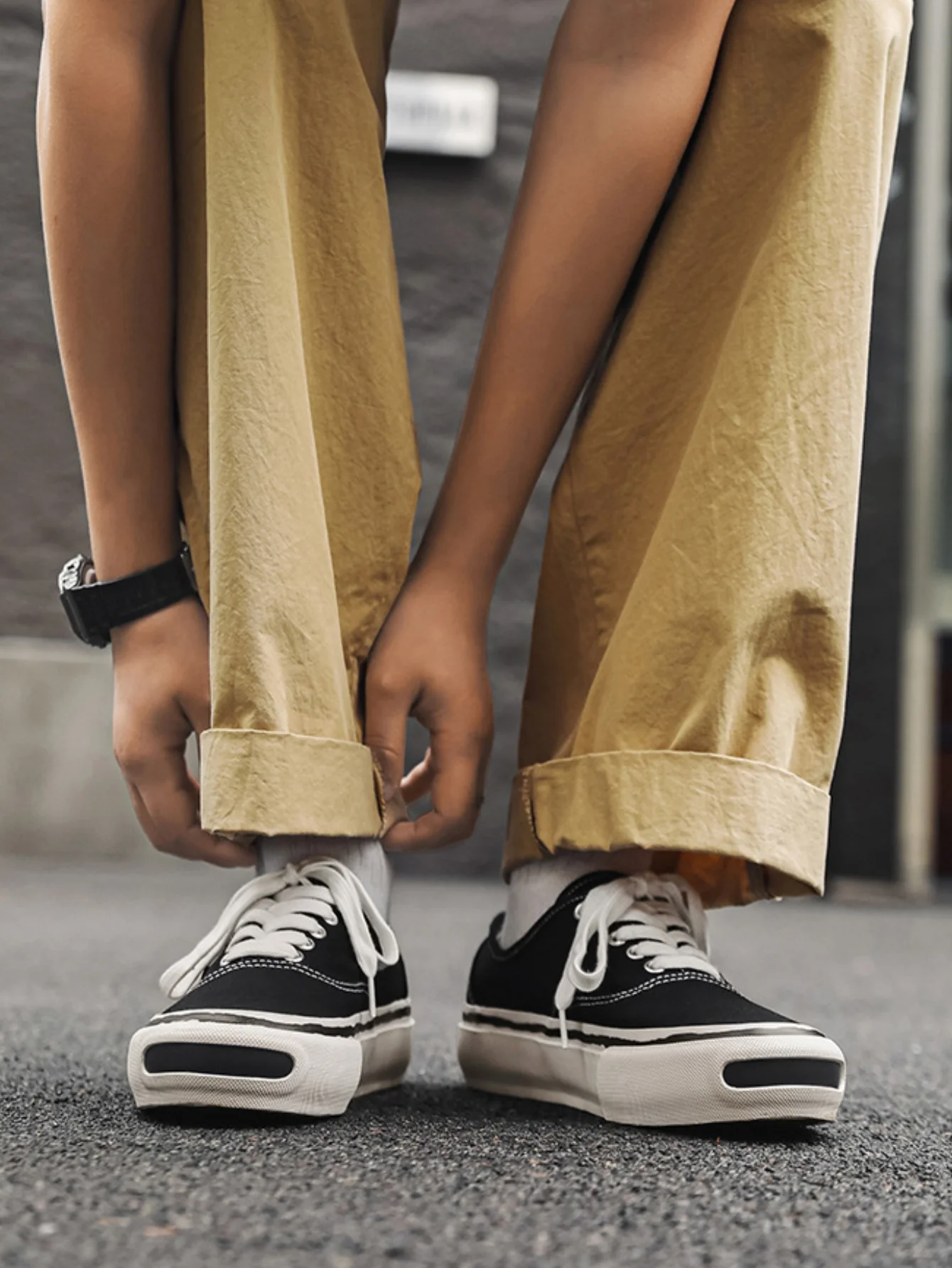Color-blocked Canvas Shoes - Image 12