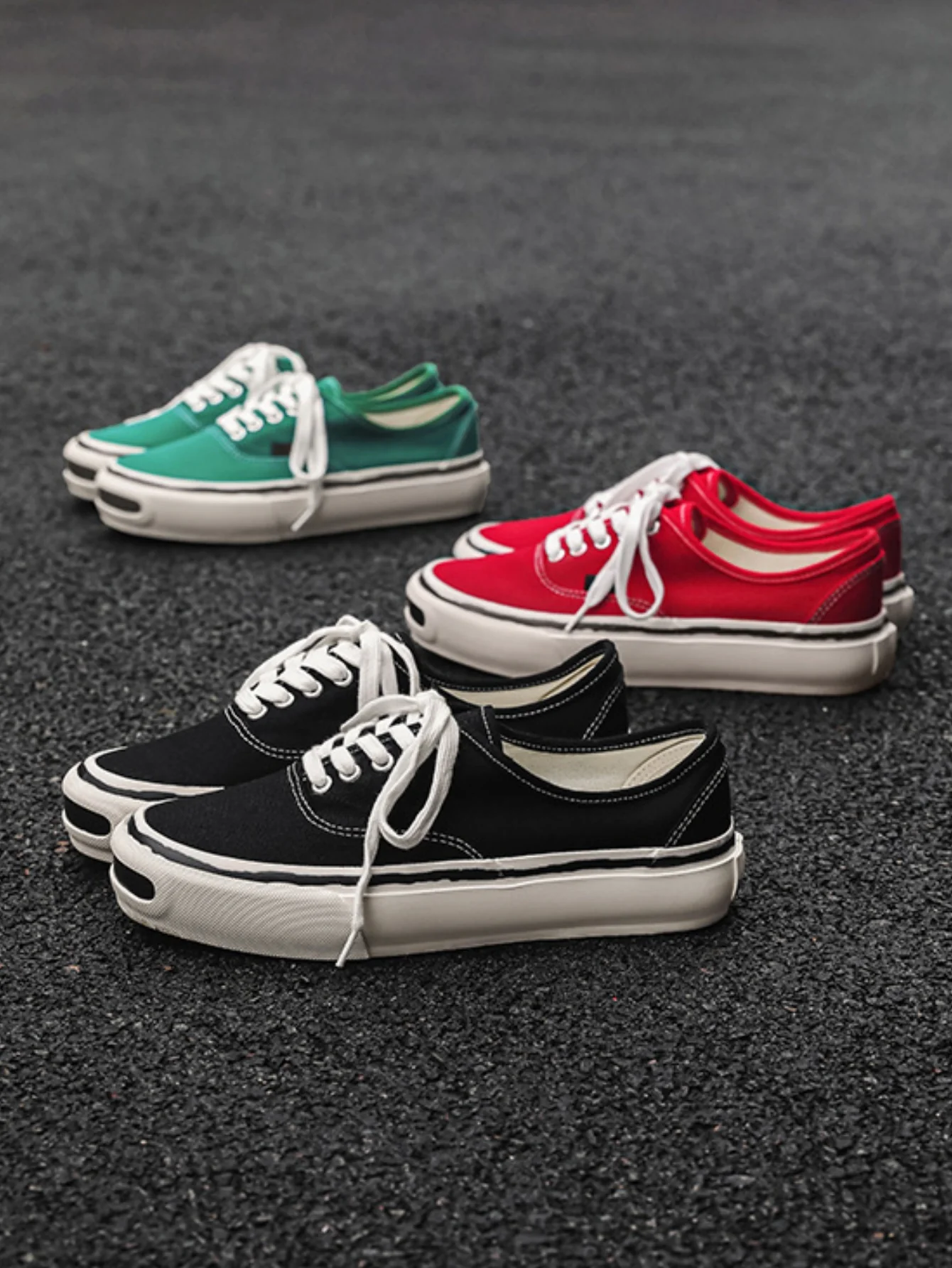 Color-blocked Canvas Shoes - Image 3