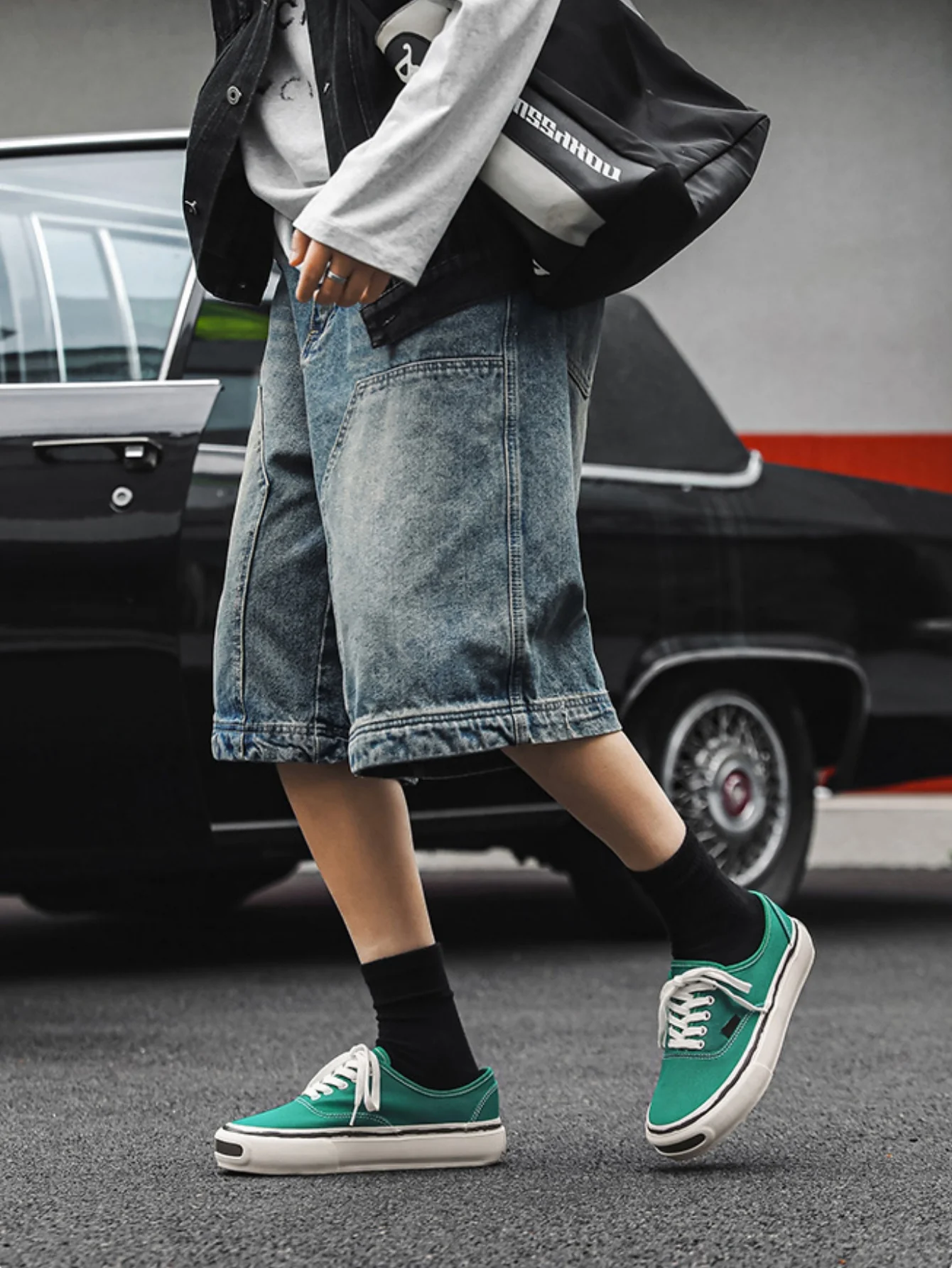 Color-blocked Canvas Shoes - Image 4