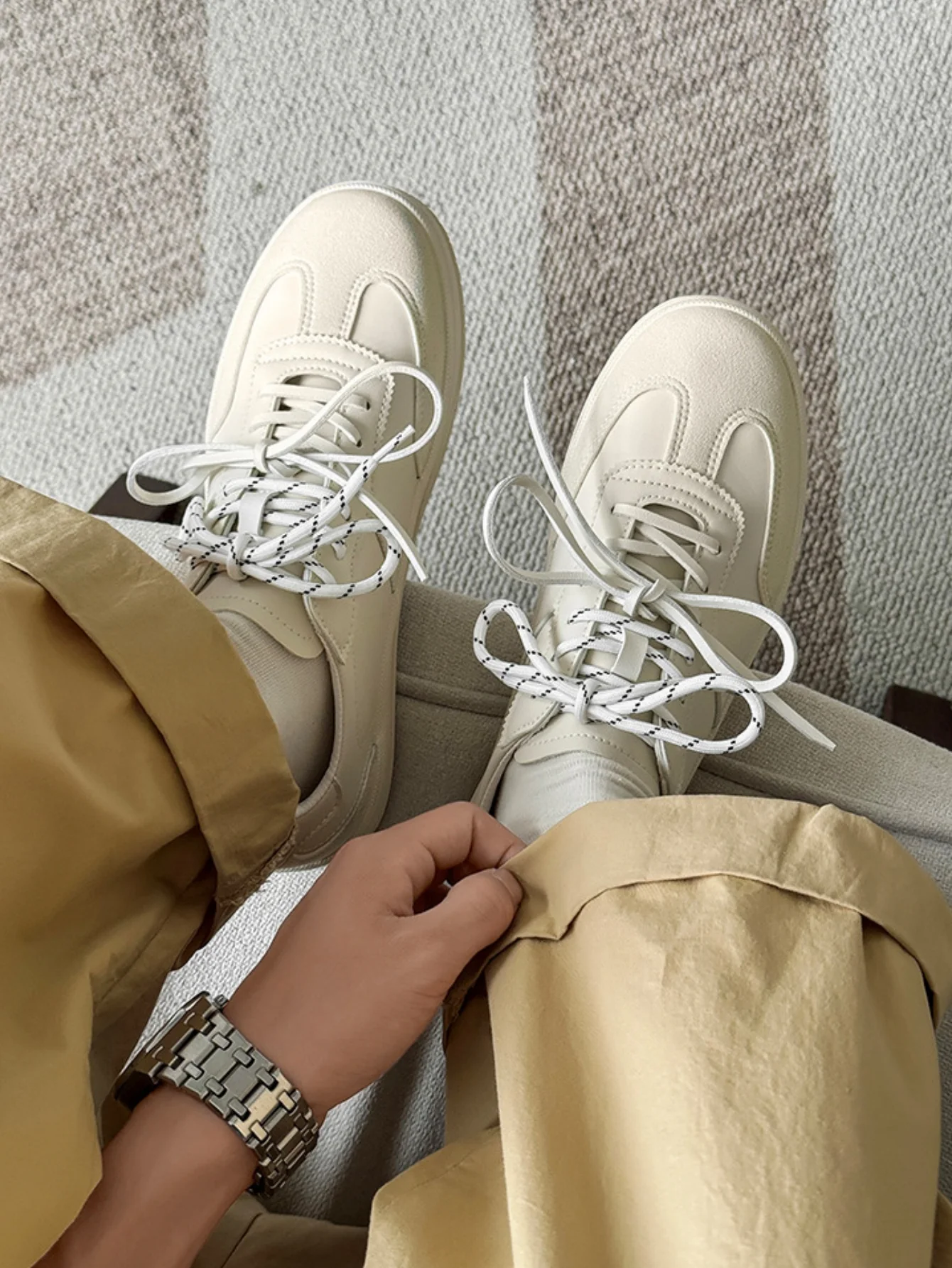 German Training Retro Color-blocked Lace-up Sneakers - Image 16