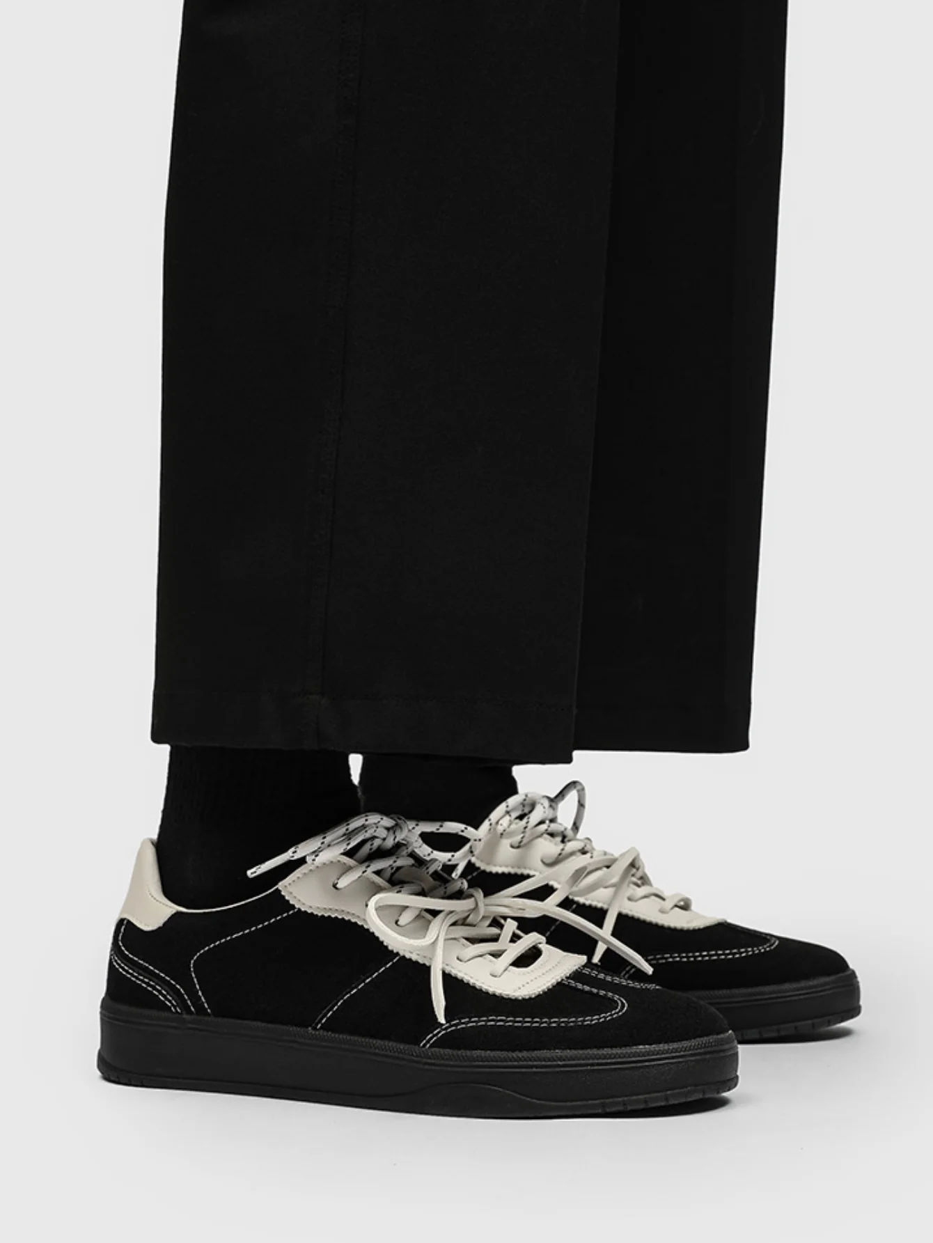 German Training Retro Color-blocked Lace-up Sneakers - Image 5
