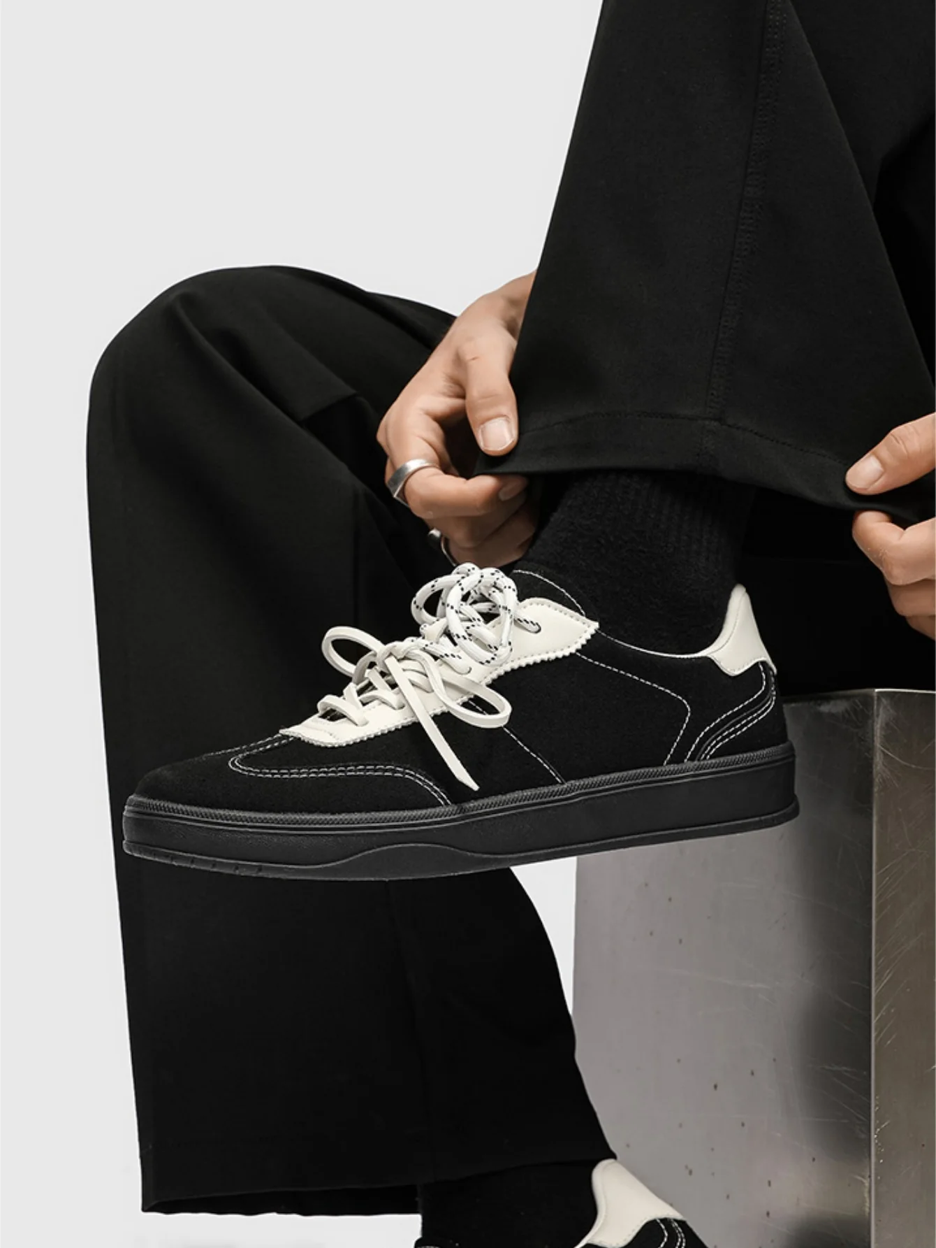 German Training Retro Color-blocked Lace-up Sneakers - Image 6