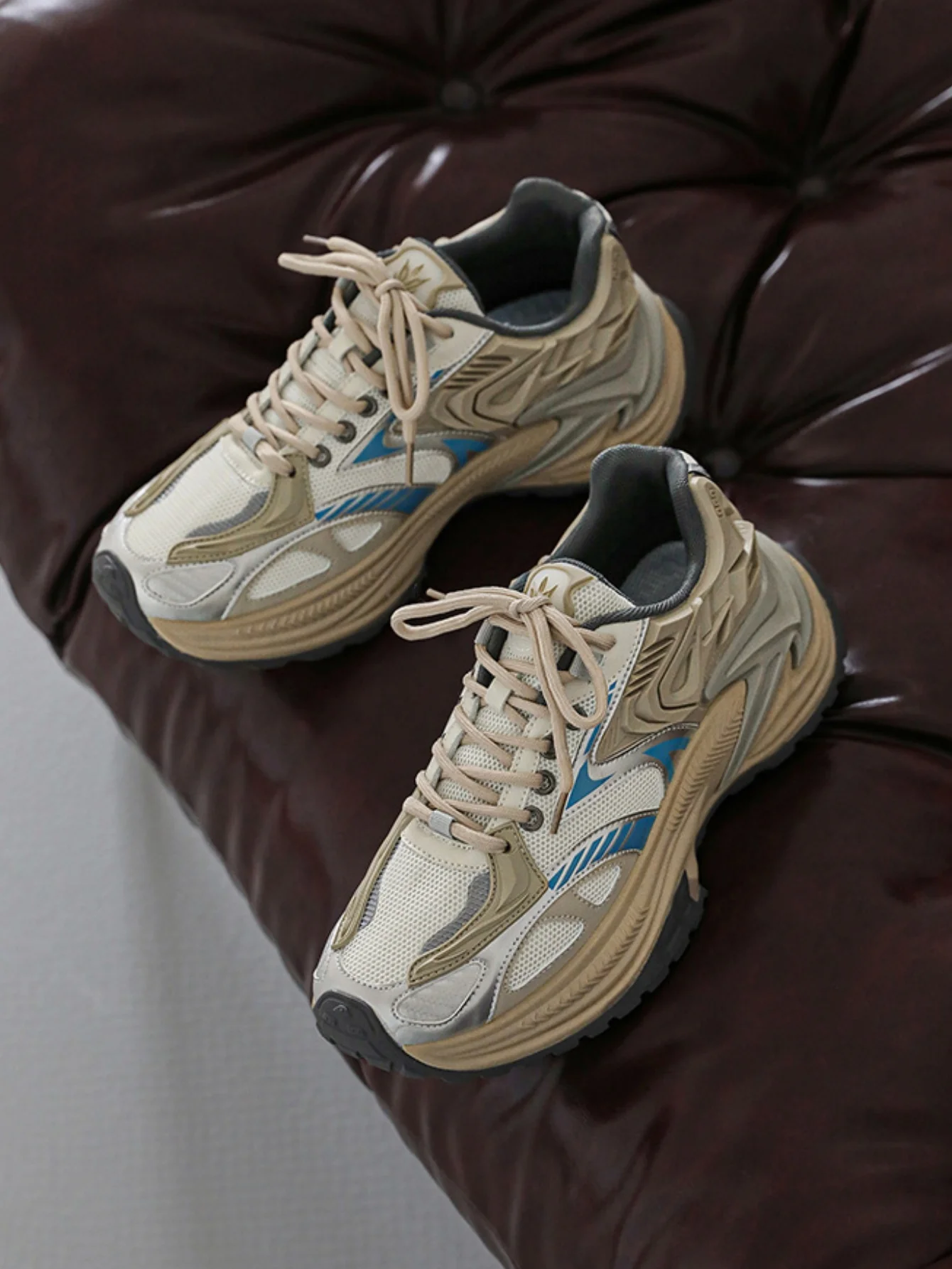 Color-blocked Platform Sneakers - Image 12