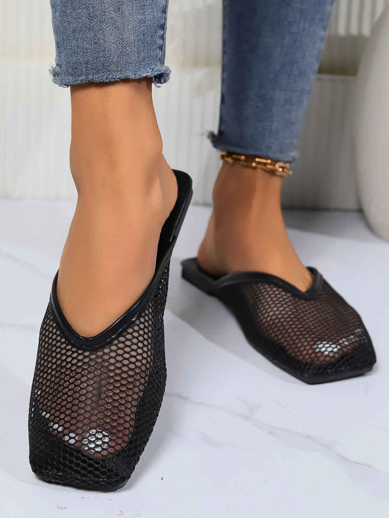 Flat Breathable Mesh Slippers - Image 3