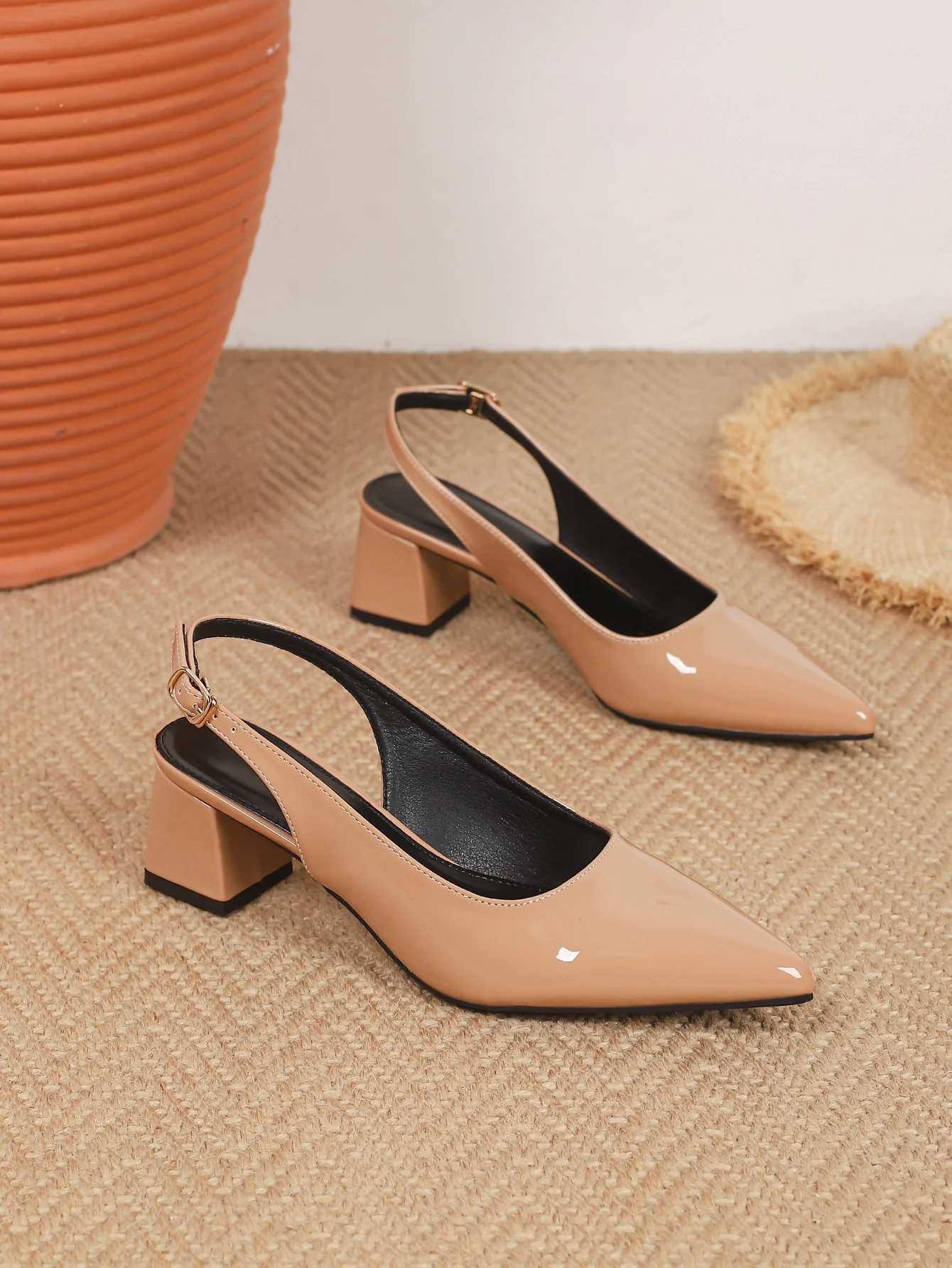 Pointed-toe Open-back Chunky Heels - Image 20
